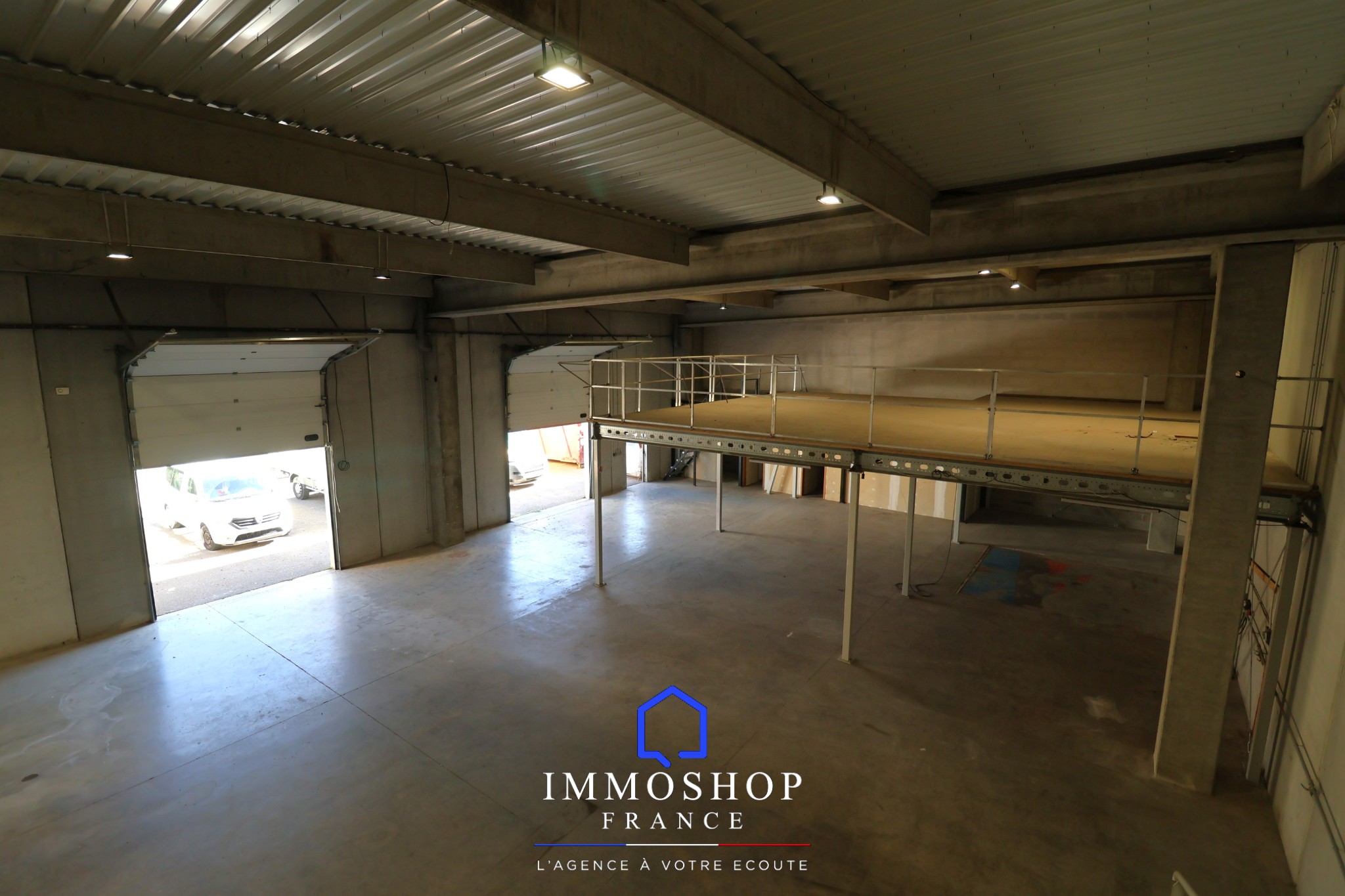 Bien immobilier à vendre à Pertuis, 206 m² – photo 2 sur 14