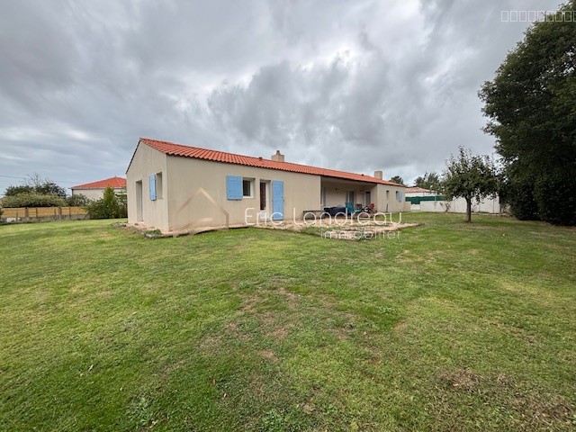 Maison avec garage et dépendance - 1700 m2 de terrain — photo 13