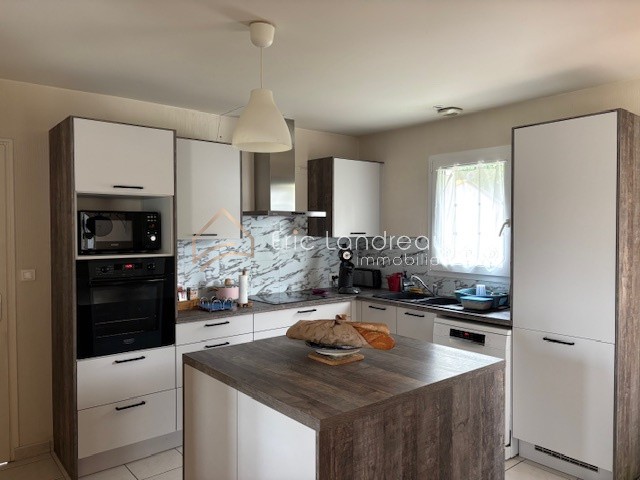 Maison avec garage et dépendance - 1700 m2 de terrain — photo 7