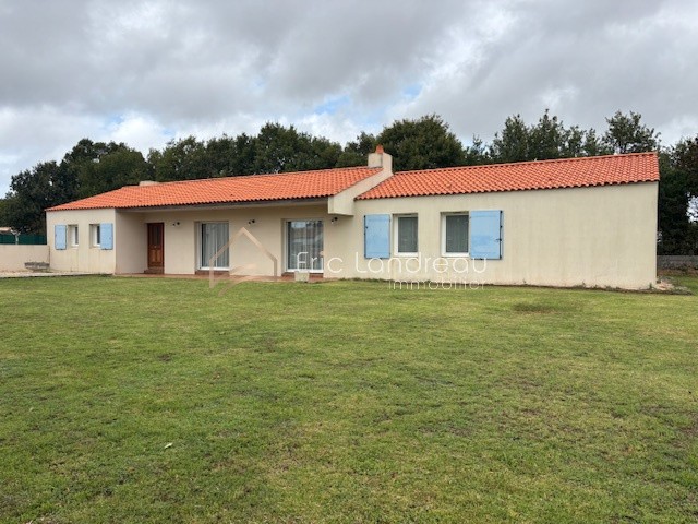 Maison avec garage et dépendance - 1700 m2 de terrain — photo 14