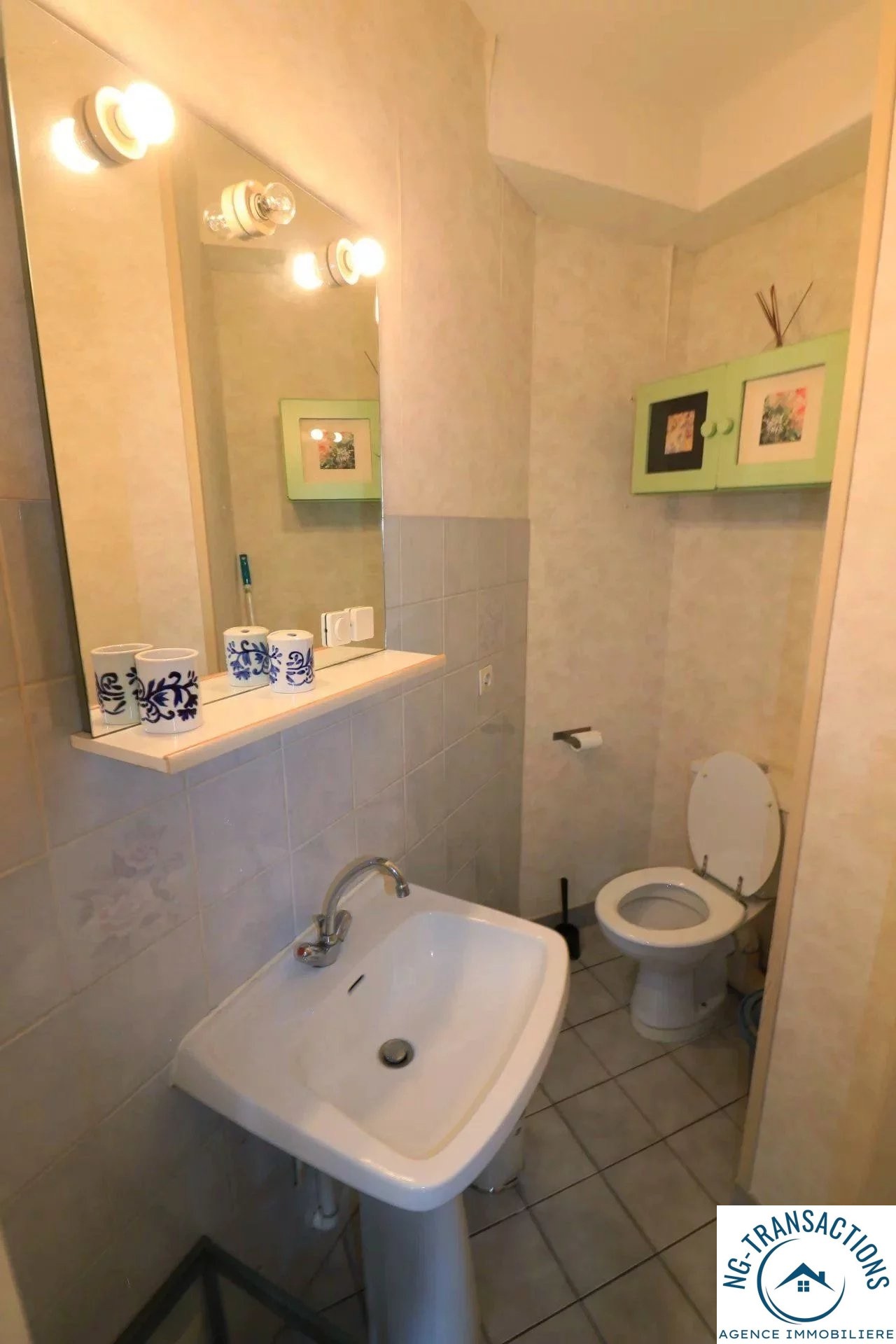 CENTRE VILLE DE NEVERS -APPARTEMENT LUMINEUX — photo 6