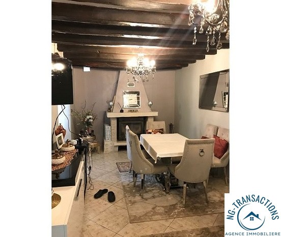 Bien immobilier à vendre à Cravant, 130 m², 7 pièces – photo 2 sur 8