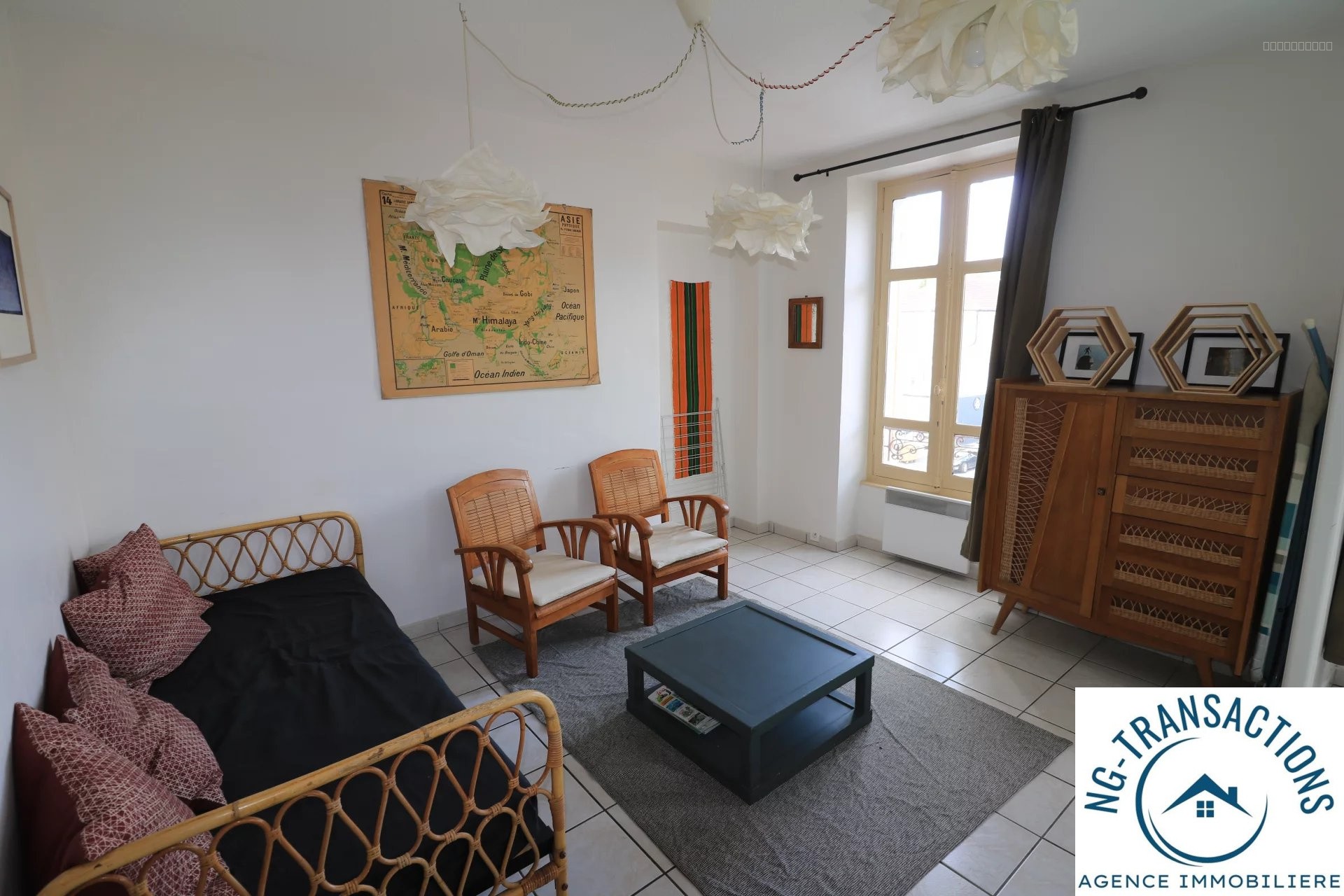 CENTRE VILLE DE NEVERS -APPARTEMENT LUMINEUX — photo 5