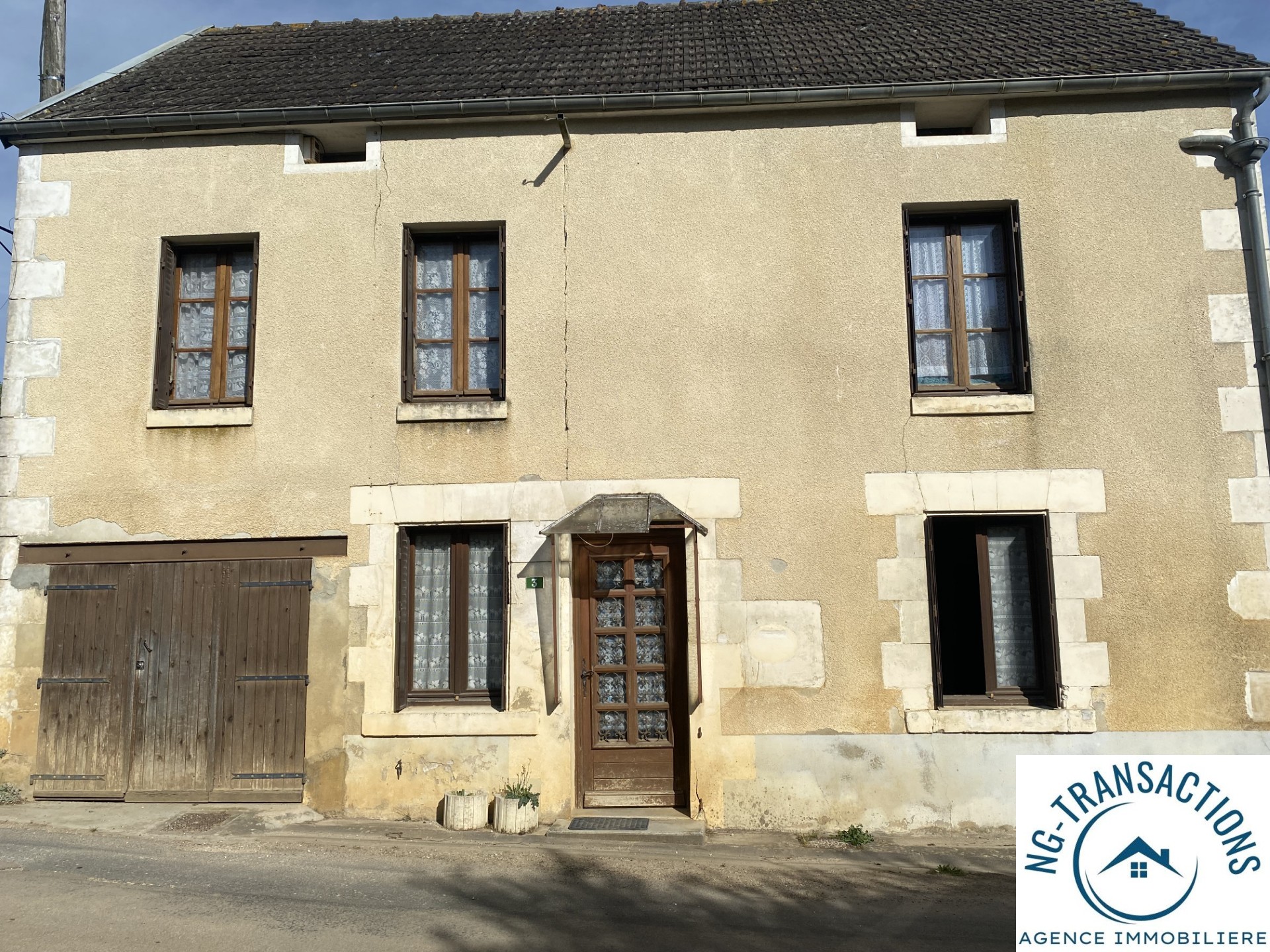 Maison à vendre à Coulangeron, 75 m², 4 pièces – photo 2 sur 11
