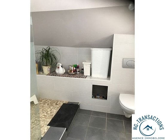 Bien immobilier à vendre à Cravant, 130 m², 7 pièces – photo 1 sur 8