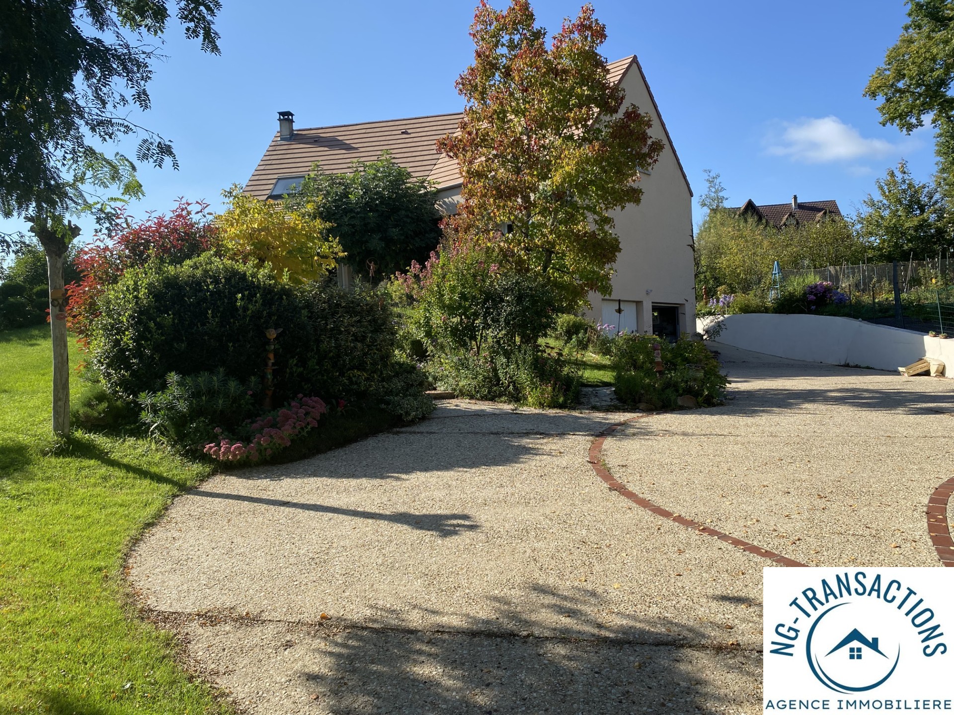 Maison à vendre à Villefargeau, 145 m², 5 pièces – photo 2 sur 17