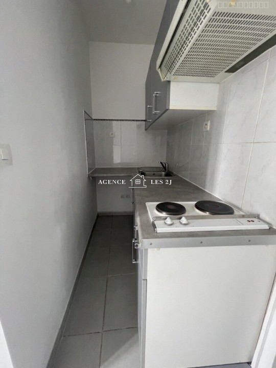 Appartement à vendre à Marseille, 1 244 m², 1 pièce – photo 3 sur 4
