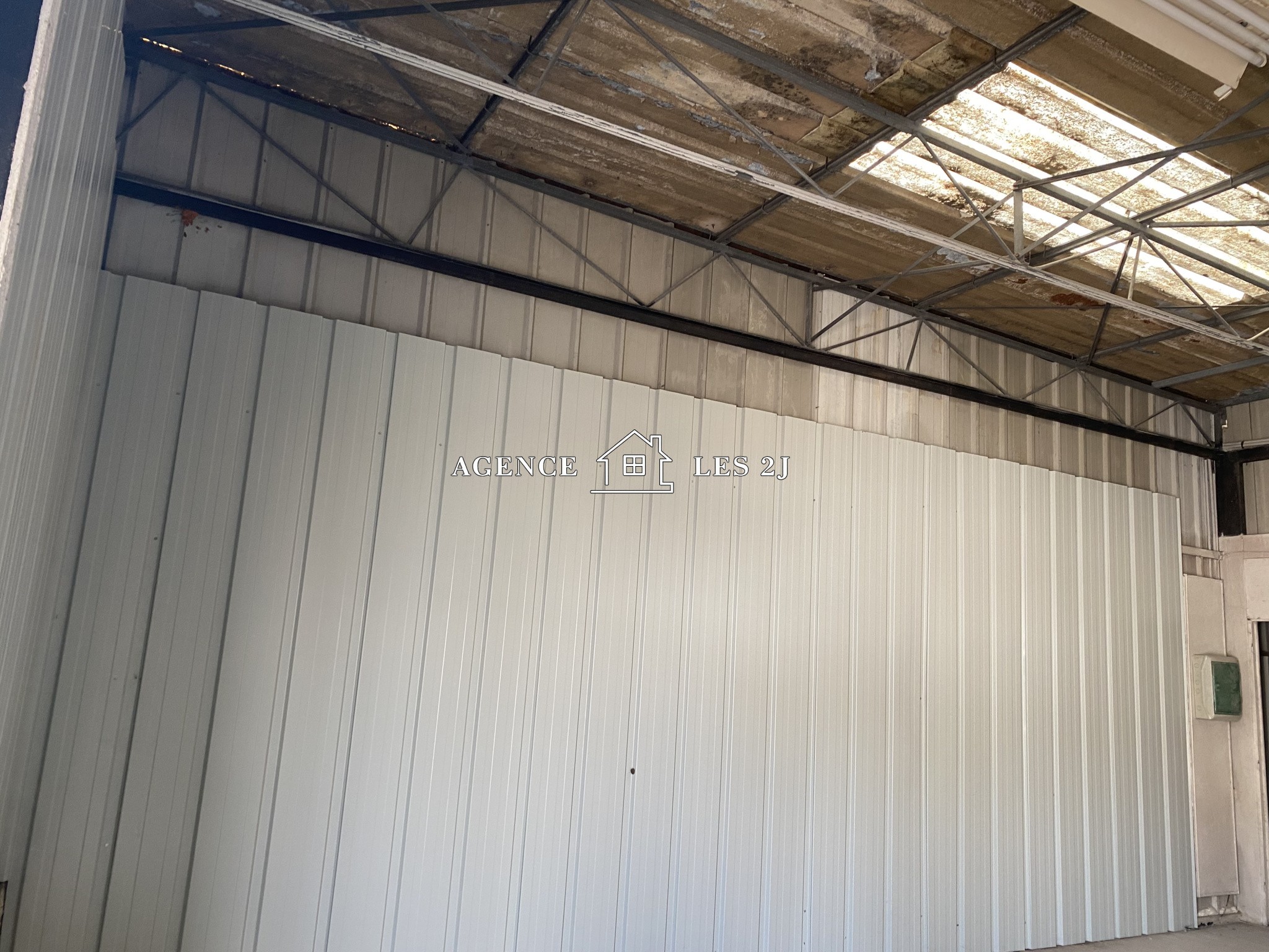 Entrepôt à louer à La penne sur huveaune, 50 m² – photo 3 sur 4