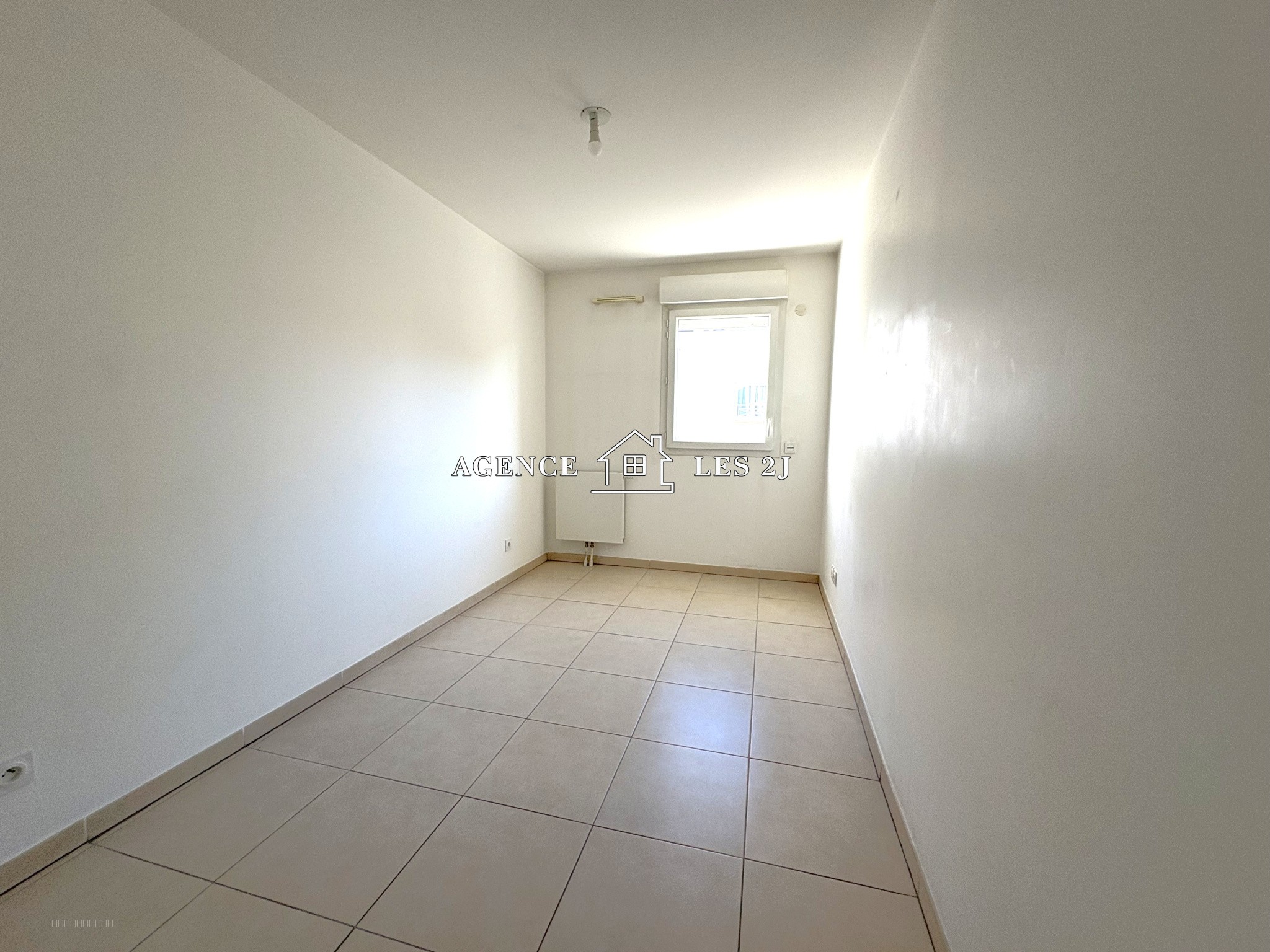 Appartement à vendre à Marseille, 23 m², 3 pièces – photo 2 sur 6