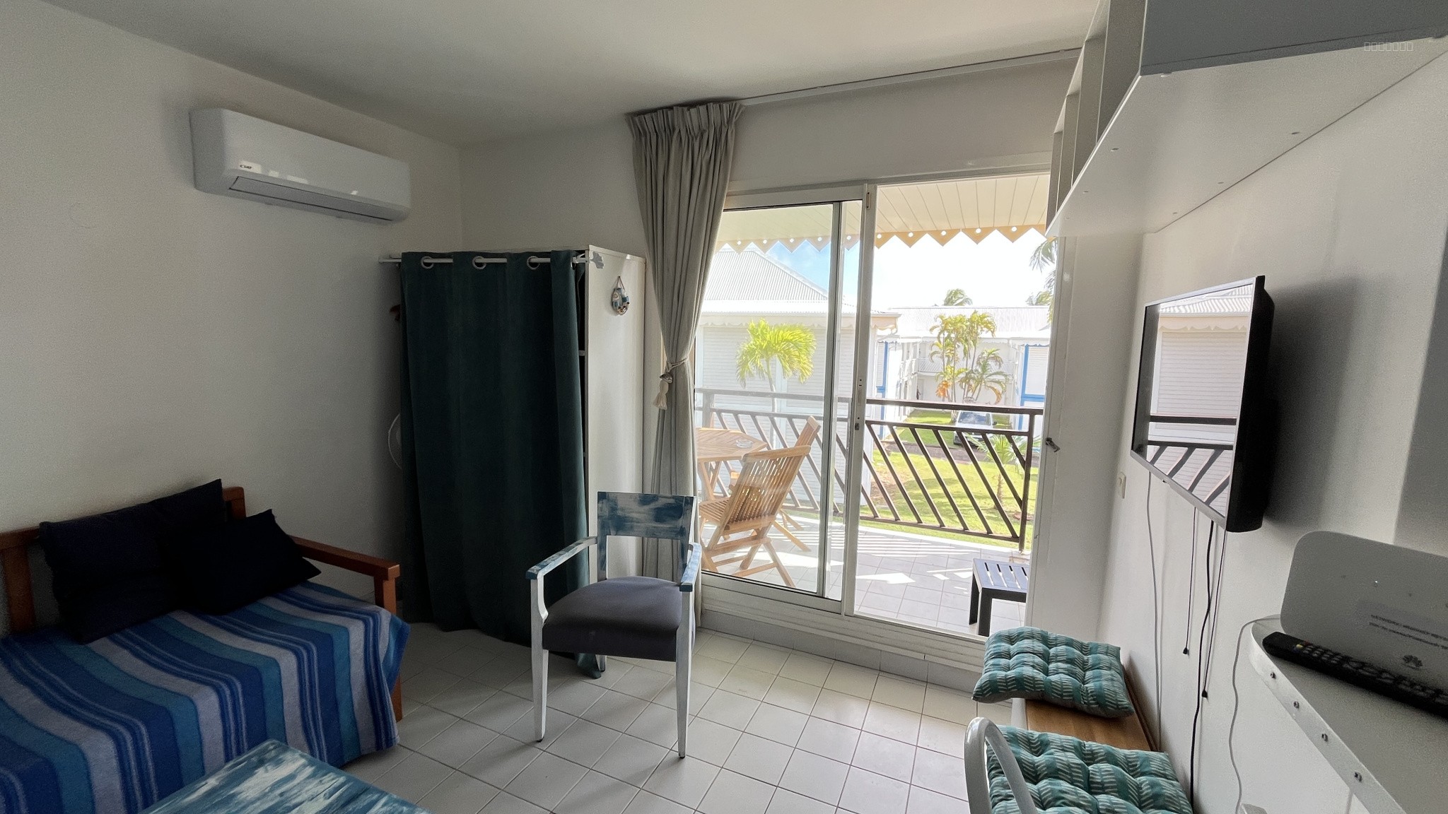 Appartement à vendre à St francois, 850 m², 2 pièces – photo 3 sur 14