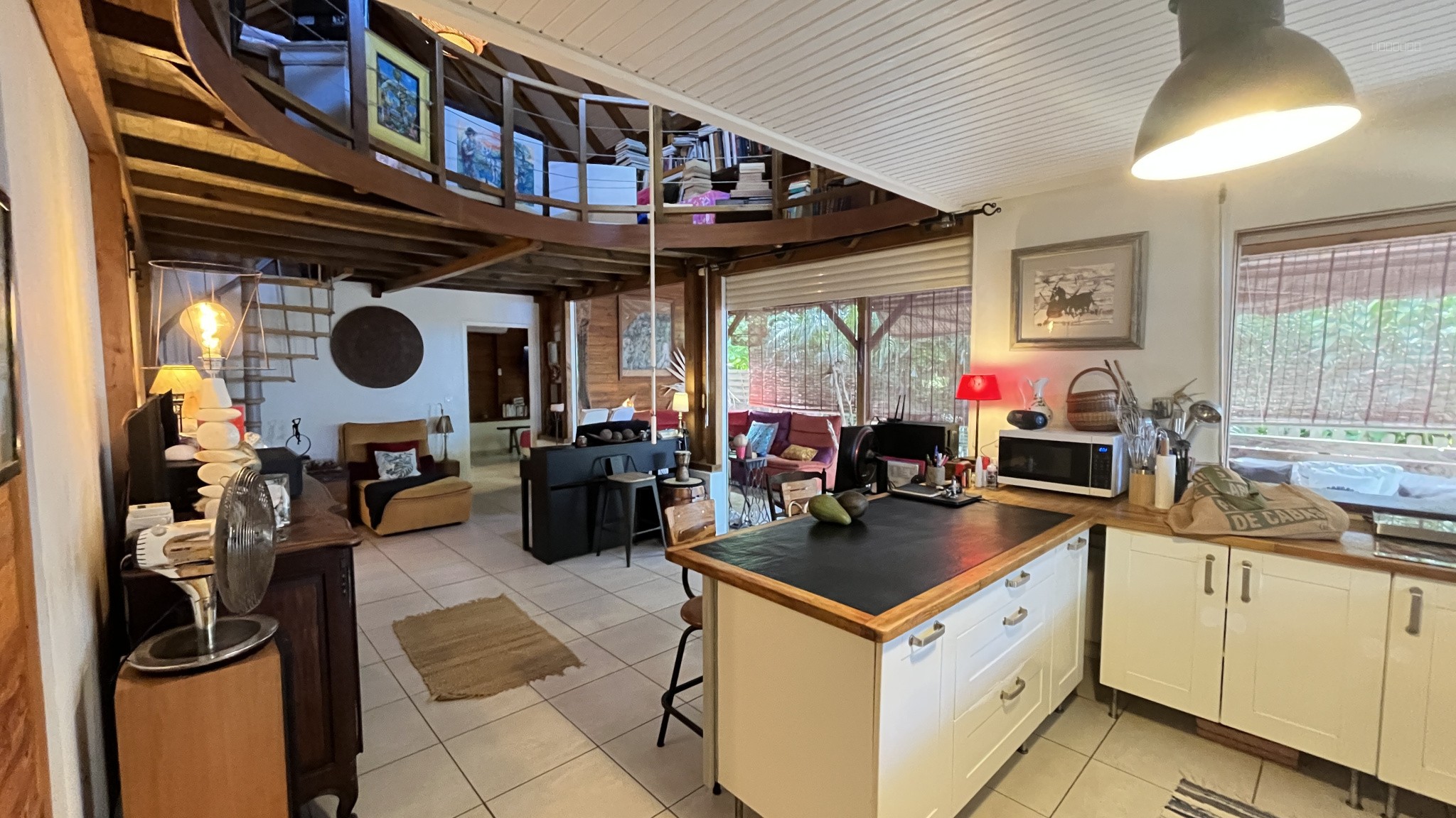 Bien immobilier à vendre à Deshaies, 850 m², 7 pièces – photo 3 sur 20