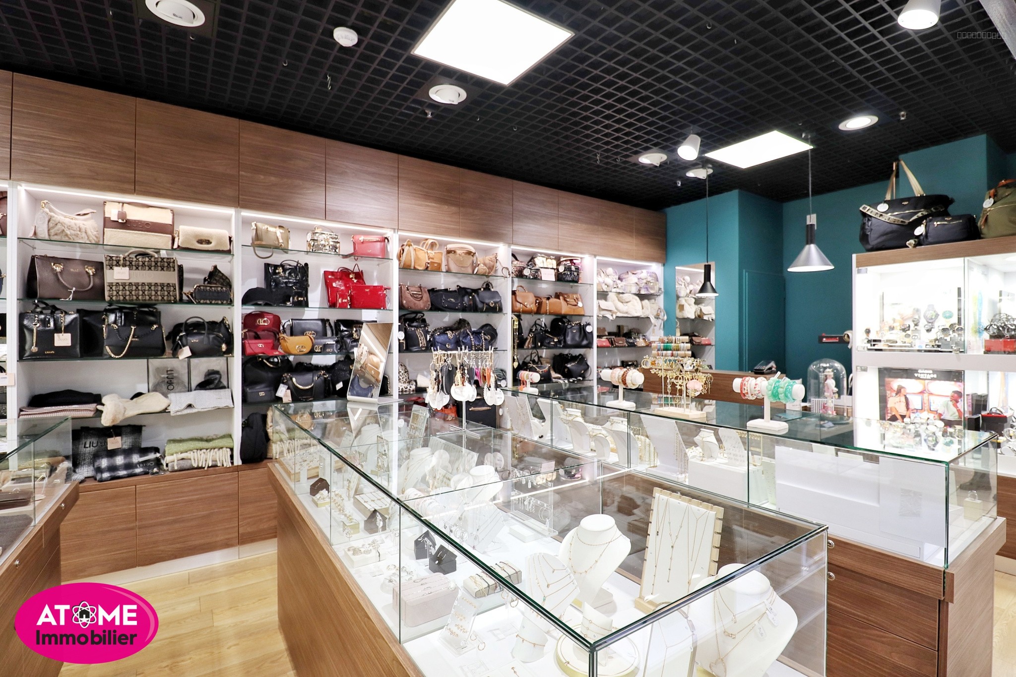 Magnifique fond de commerce - Emplacement no1 Galerie CARREFOUR — photo 5