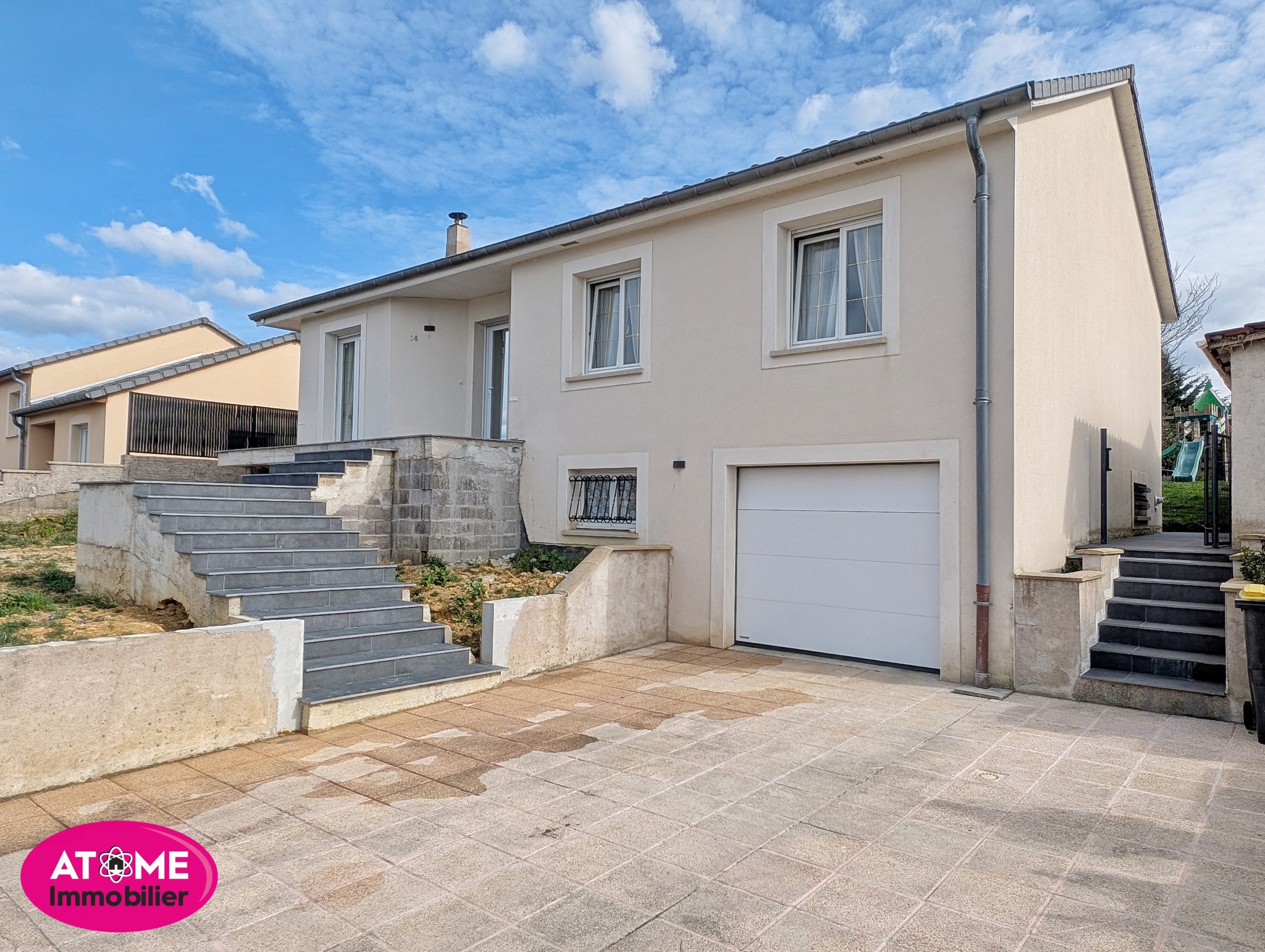 Maison à vendre à Moineville, 200 m², 6 pièces – photo 1 sur 17