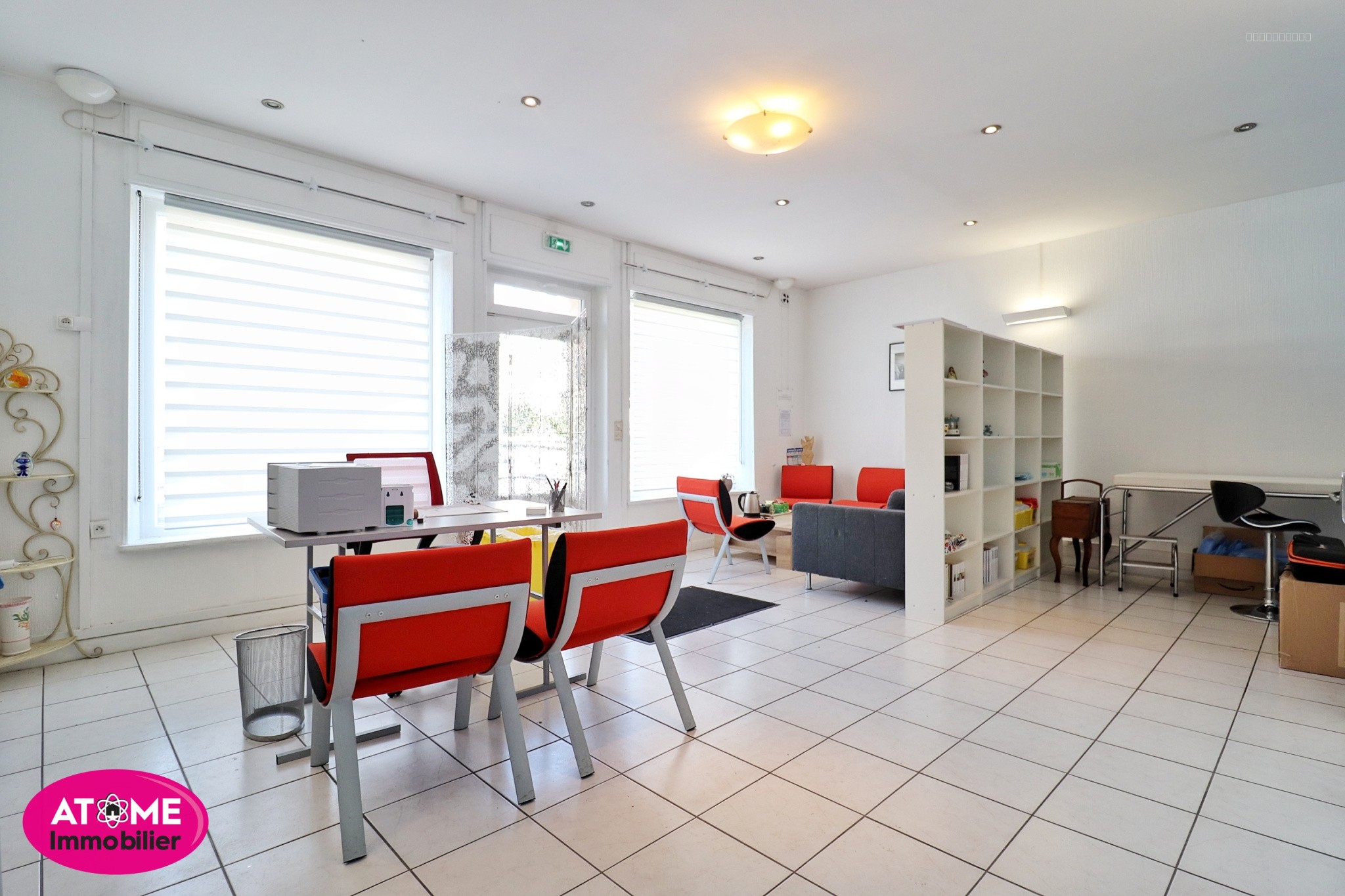 IMMEUBLE - Sainte-Marie-aux-chênes / 2 Appartements + un local commercial — photo 11