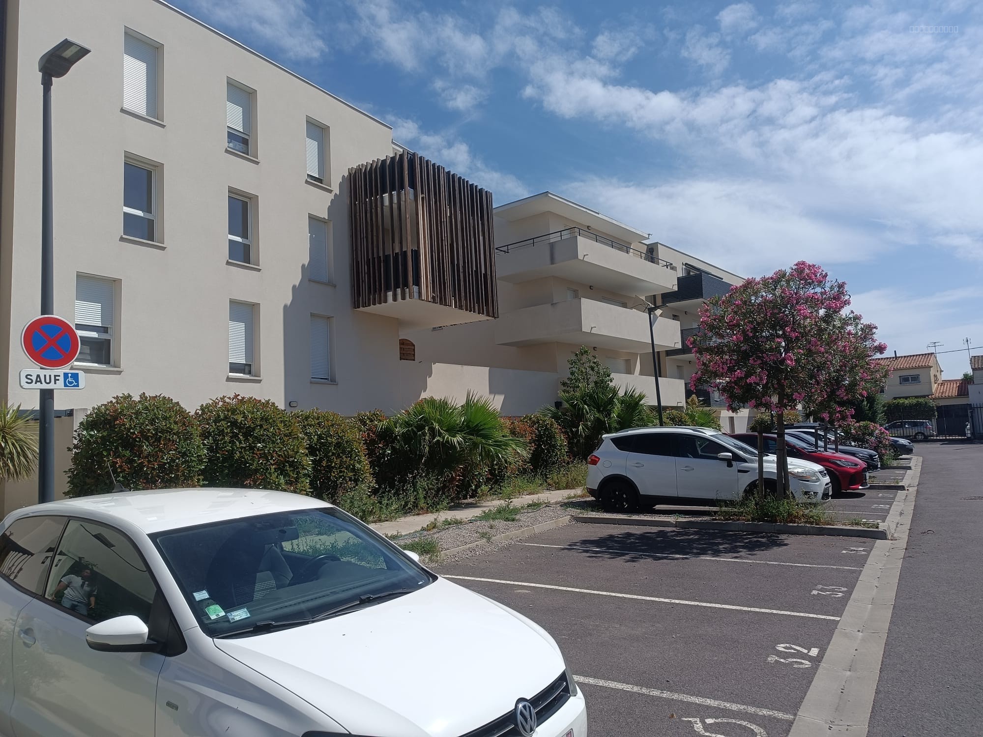 À SAISIR T2 loué avec terrasse et parking DPE A SECTEUR SAINT-SALVAYRE — photo 7