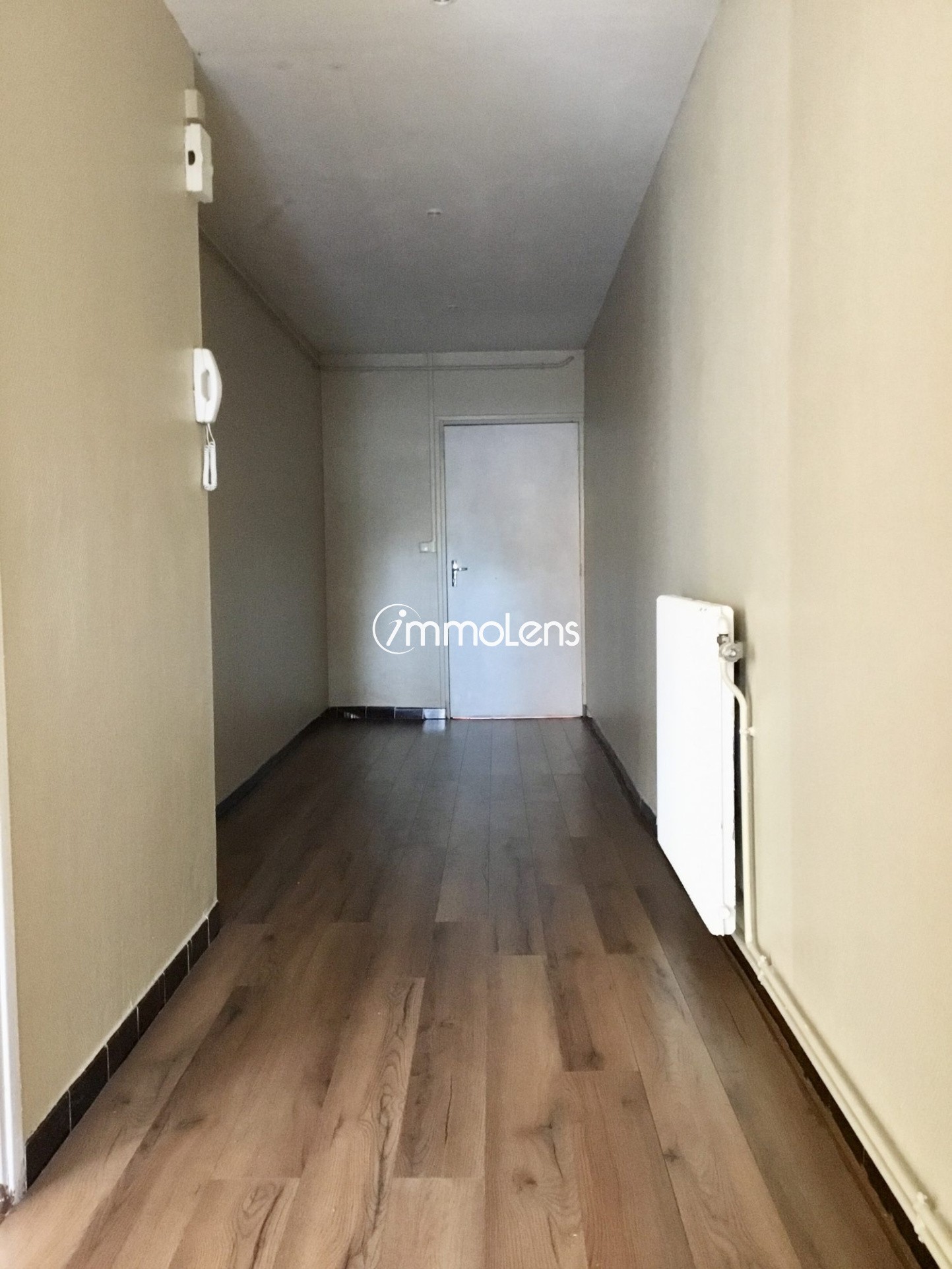 F2 centre ville LENS - 79,50m2 - balcon — photo 8