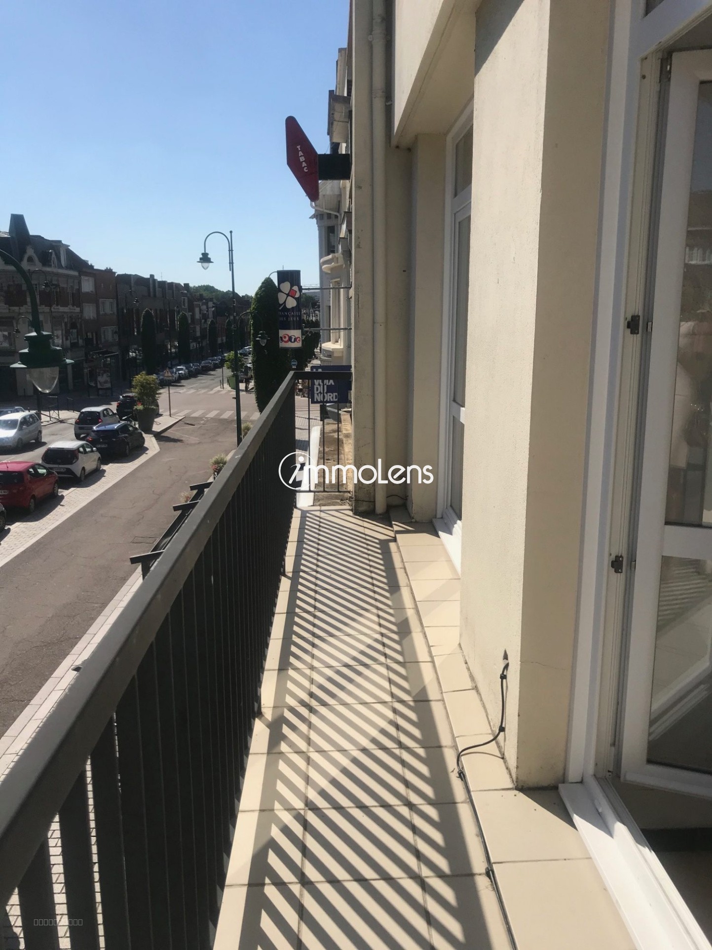 F2 centre ville LENS - 79,50m2 - balcon — photo 12
