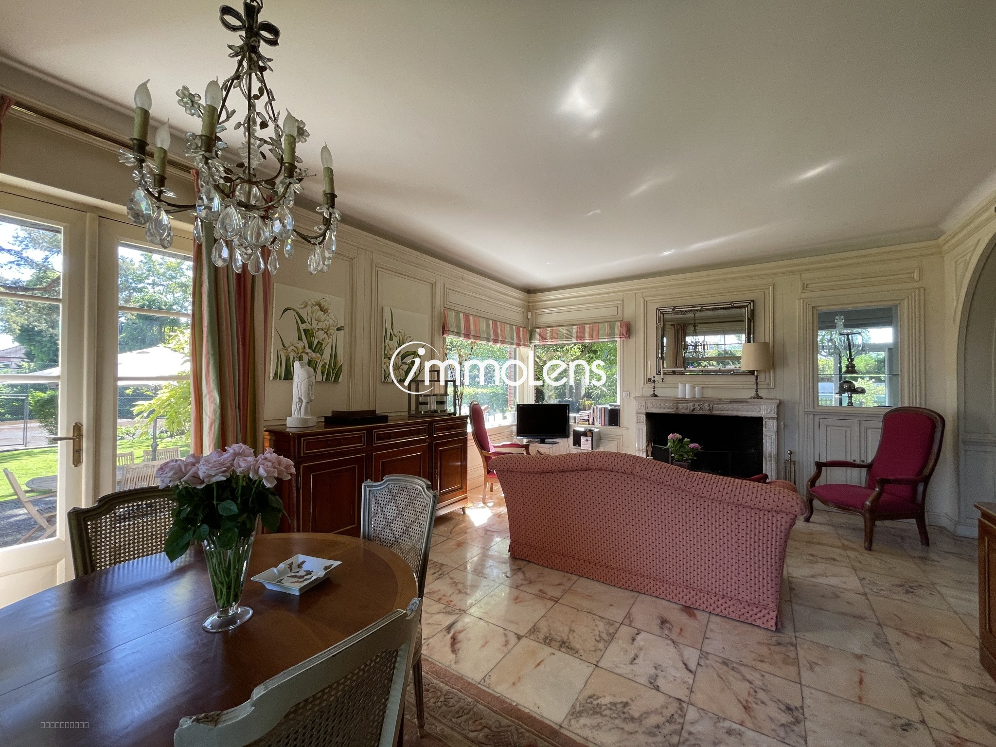 Loison-Sous-Lens : villa de 213.2m2 piscine — photo 12