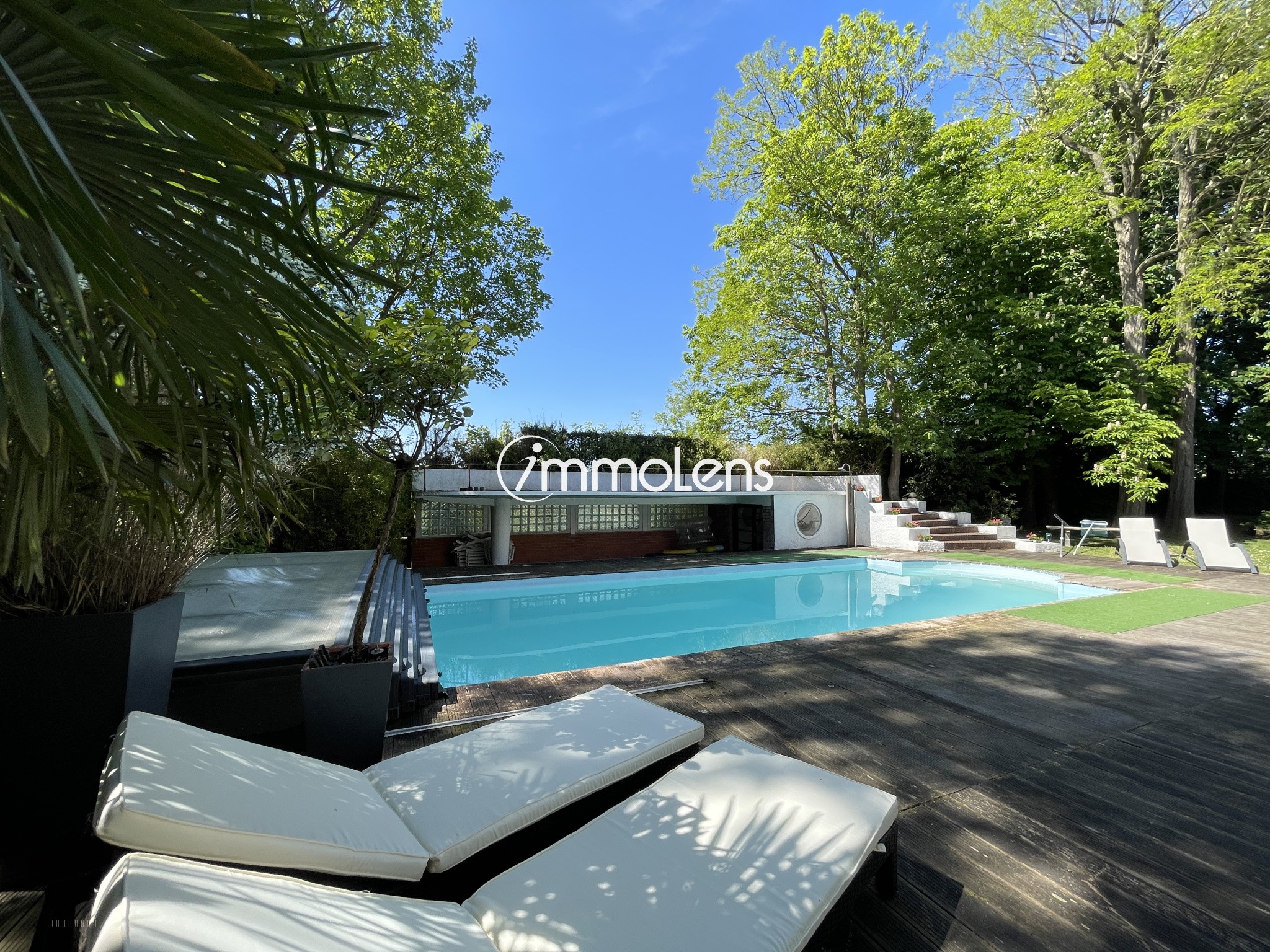 Loison-Sous-Lens : villa de 213.2m2 piscine — photo 4
