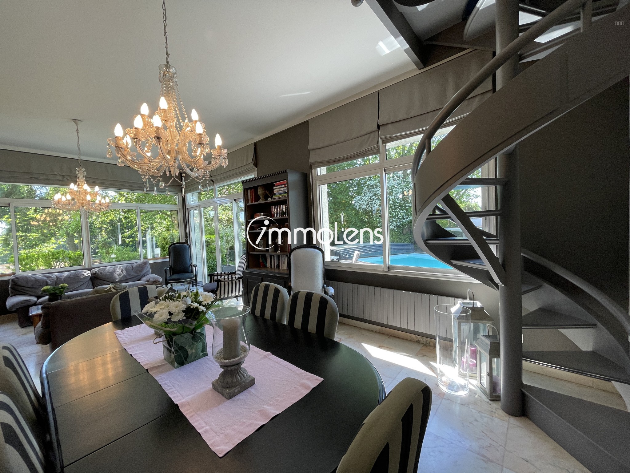 Loison-Sous-Lens : villa de 213.2m2 piscine — photo 5