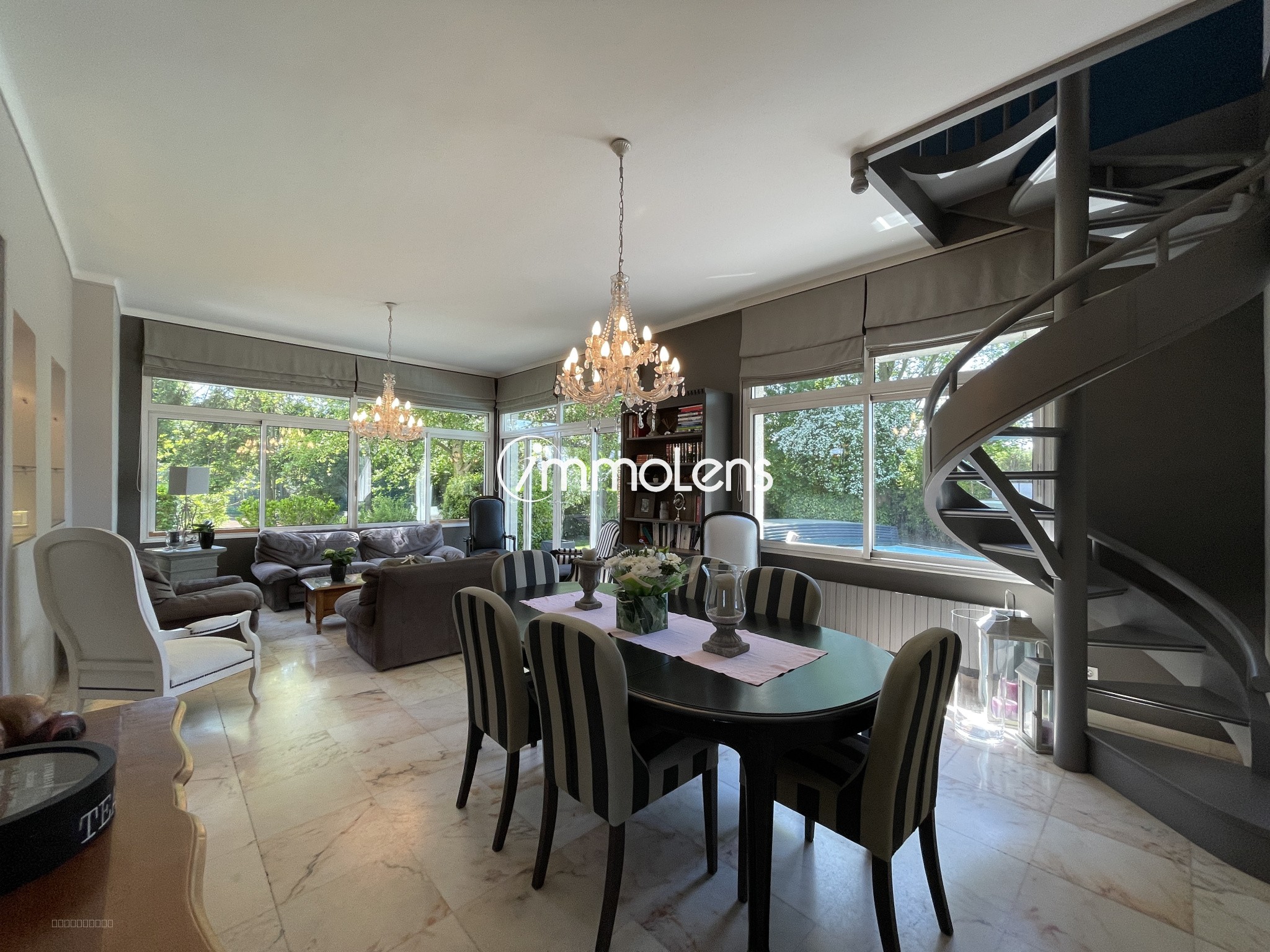 Loison-Sous-Lens : villa de 213.2m2 piscine — photo 8