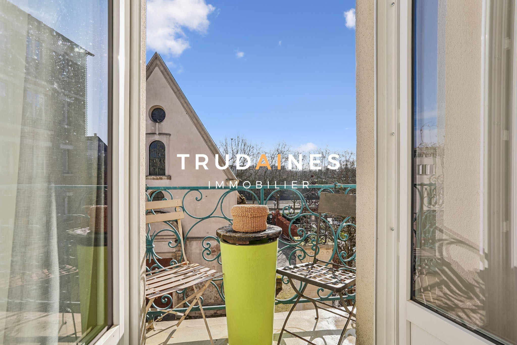 Appartement à vendre à Puteaux, 36,85 m², 2 pièces – photo 2 sur 14