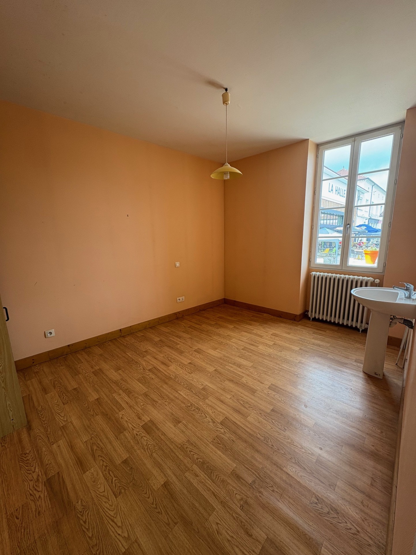 CHARMANTE MAISON EN PIERRE EN PLEIN CENTRE DE MONSEMPRON LIBOS — photo 8