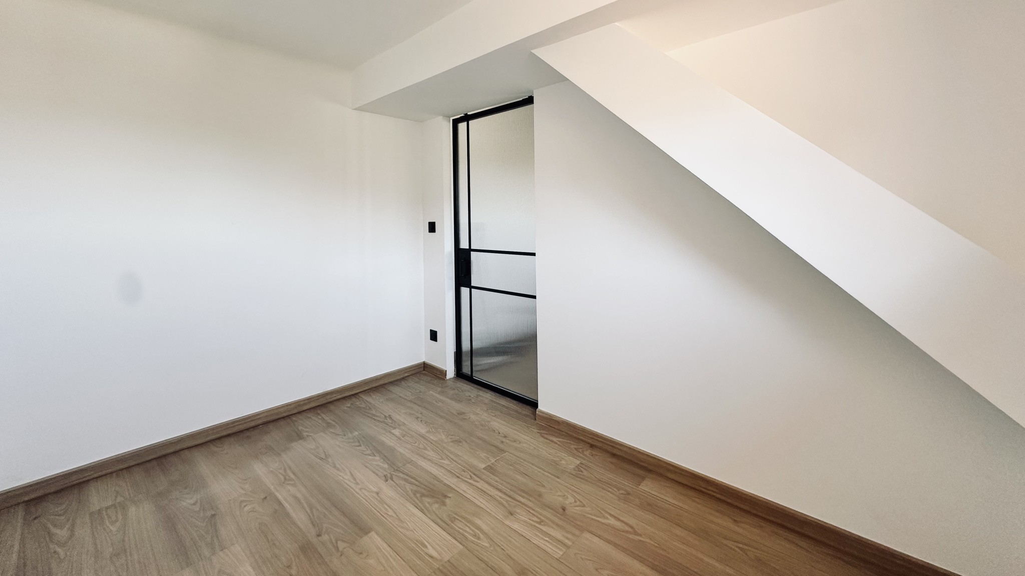Exclusivité   T2 rénové   Périer, 8e arrondissement de Marseille — photo 8