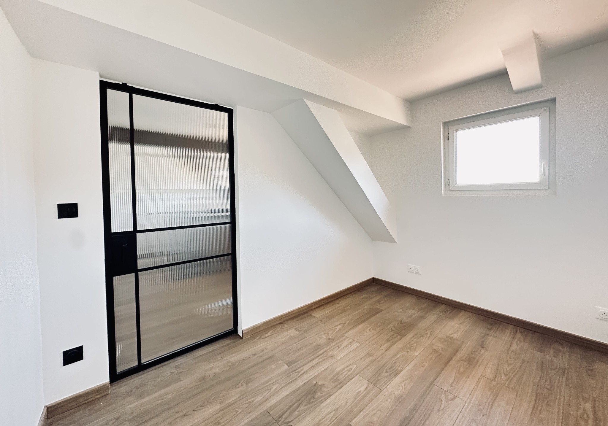 Exclusivité   T2 rénové   Périer, 8e arrondissement de Marseille — photo 9