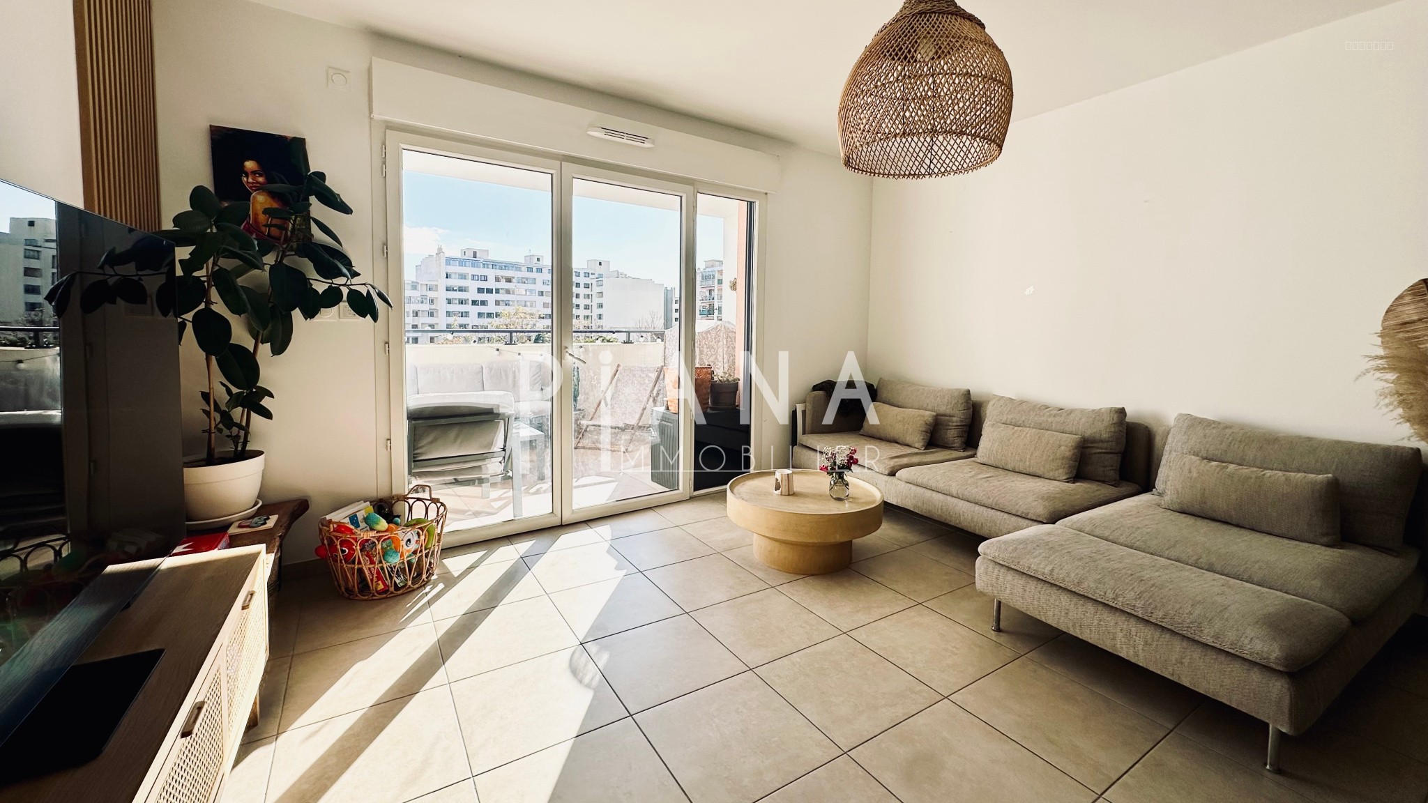 Appartement à vendre à Volx, 83 m², 4 pièces – photo 1 sur 15