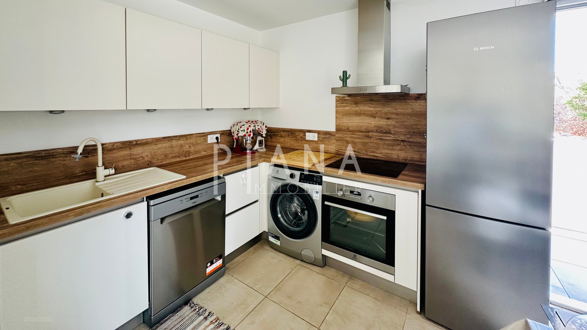 Appartement T3 vendu loué   Marseille 8ᵉ, secteur Vielle-Chapelle / Roy d’Espagne — photo 8