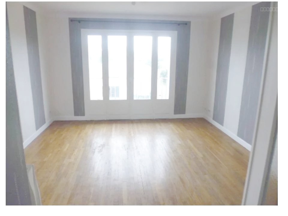 F3 APPARTEMENT - MOLINET — photo 1