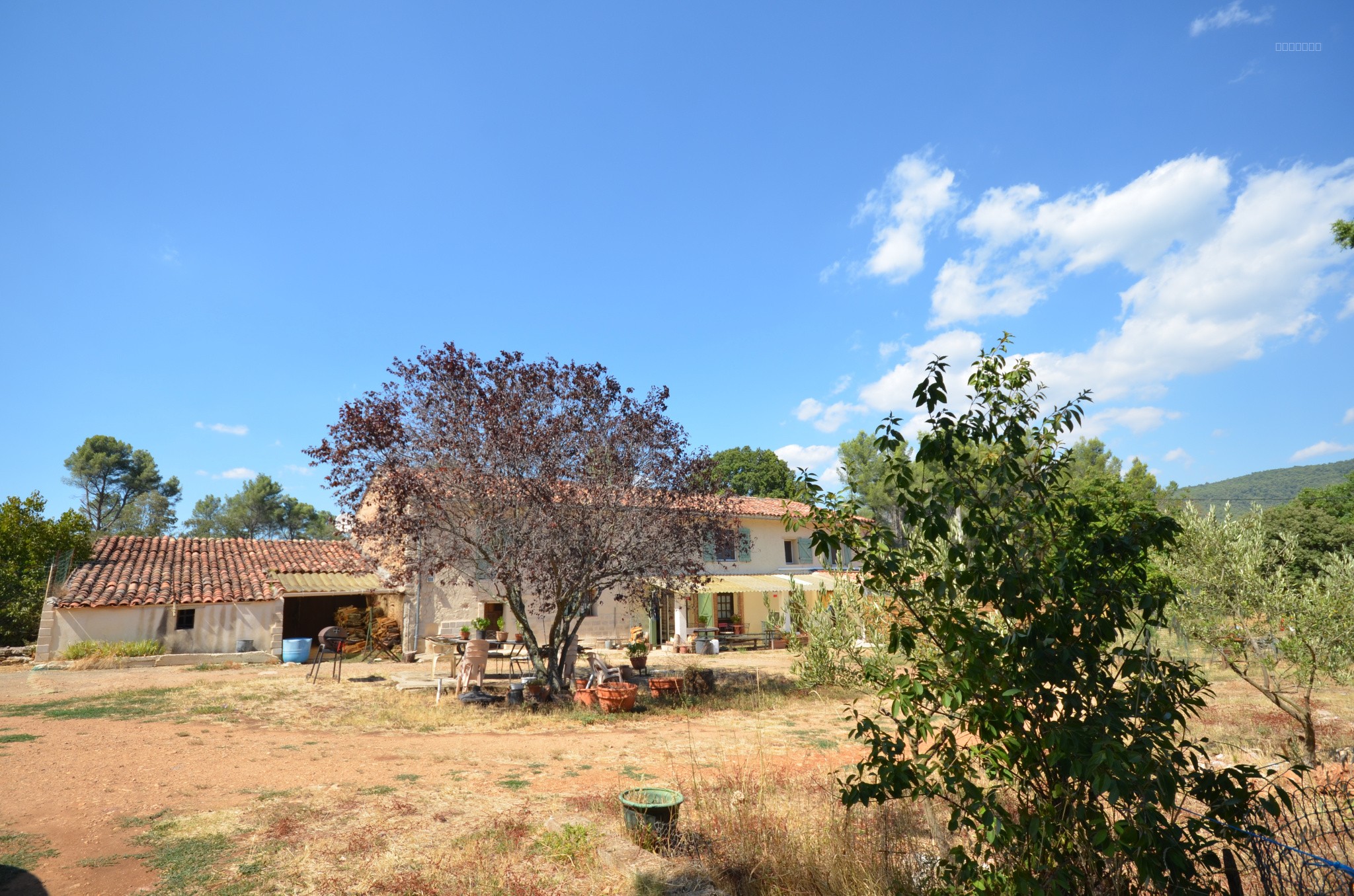 Ferme à vendre à Aups, 15 m², 8 pièces – photo 1 sur 20