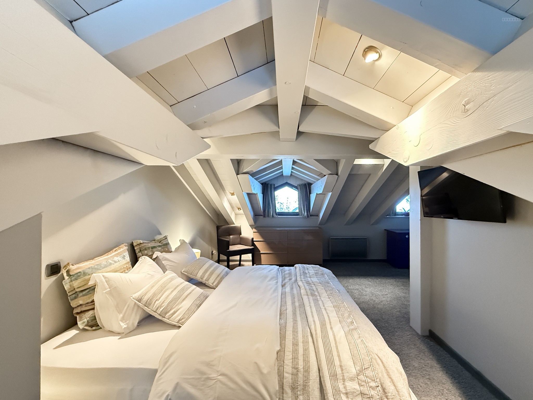 Bien immobilier à vendre à Courchevel, 88 m², 3 pièces – photo 1 sur 5