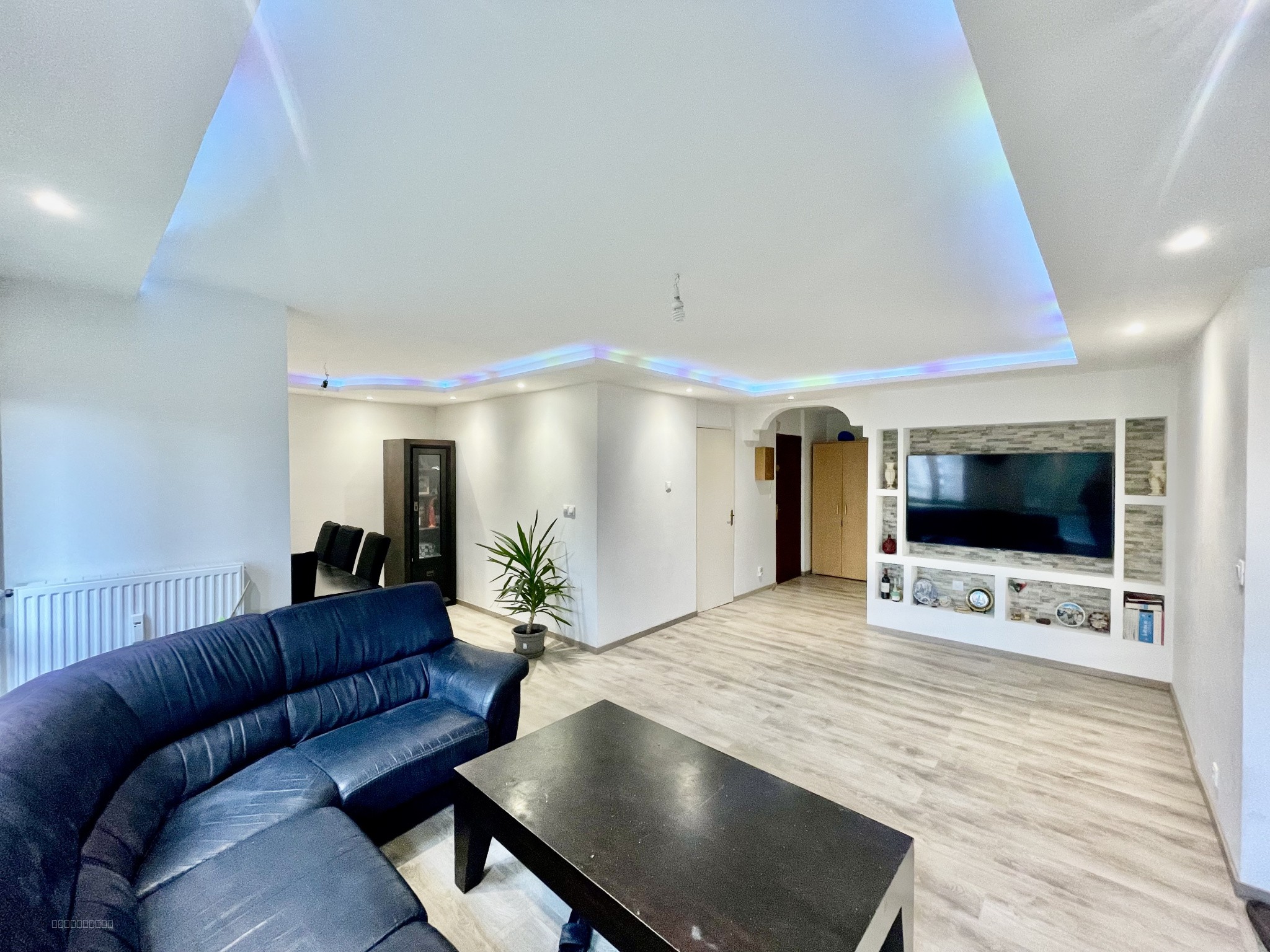 Appartement à vendre à Barby, 101 m², 4 pièces – photo 2 sur 4