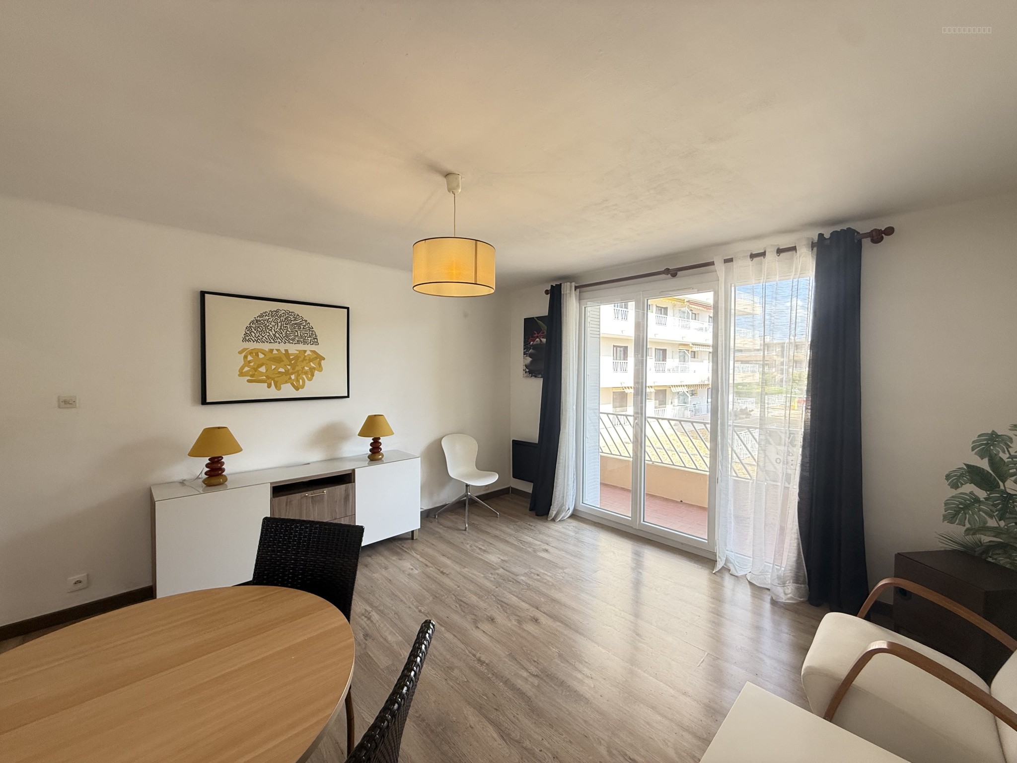 Appartement à vendre à Sanary sur mer, 63 m², 3 pièces – photo 1 sur 8