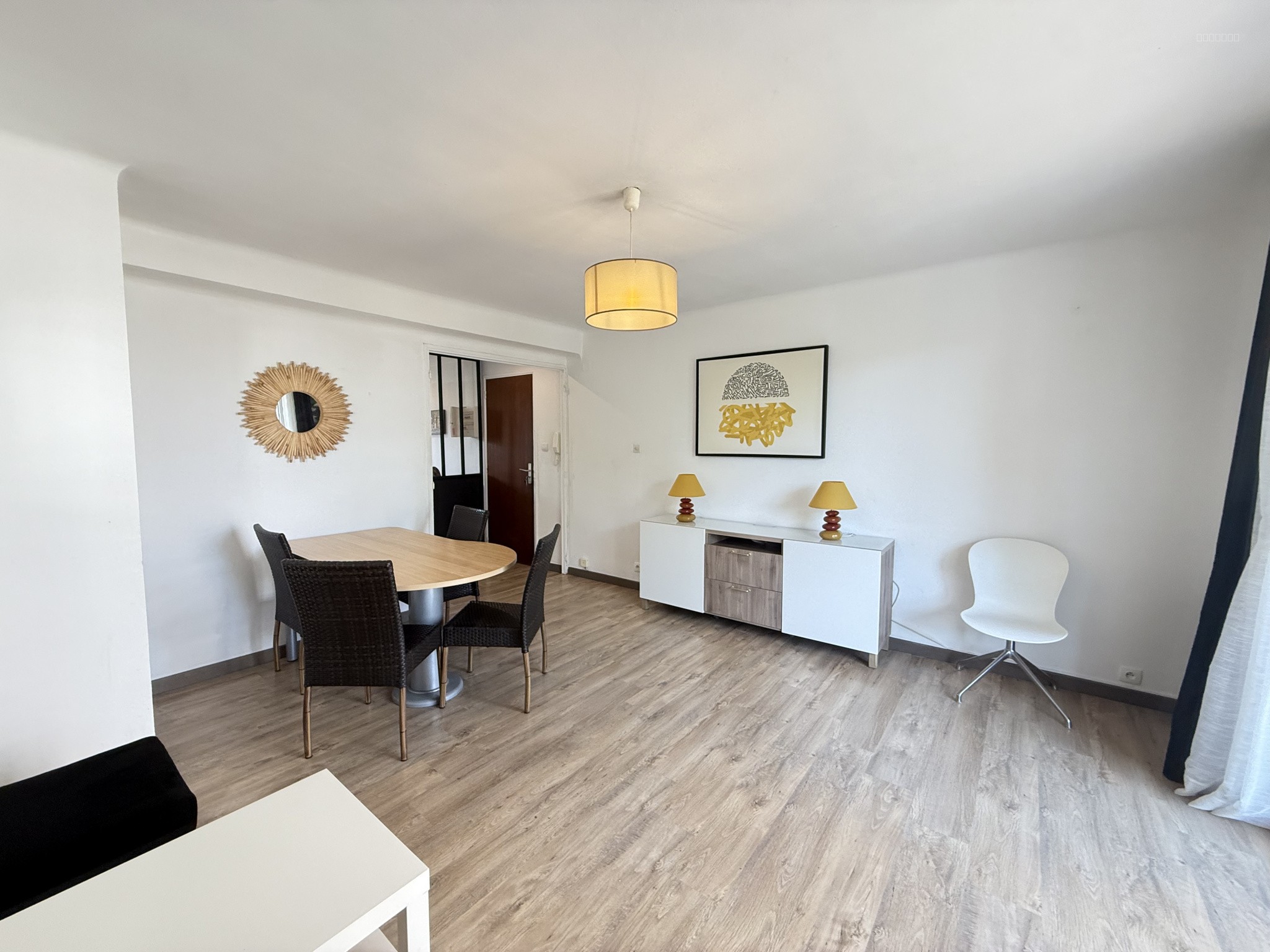 Appartement à vendre à Sanary sur mer, 63 m², 3 pièces – photo 3 sur 8