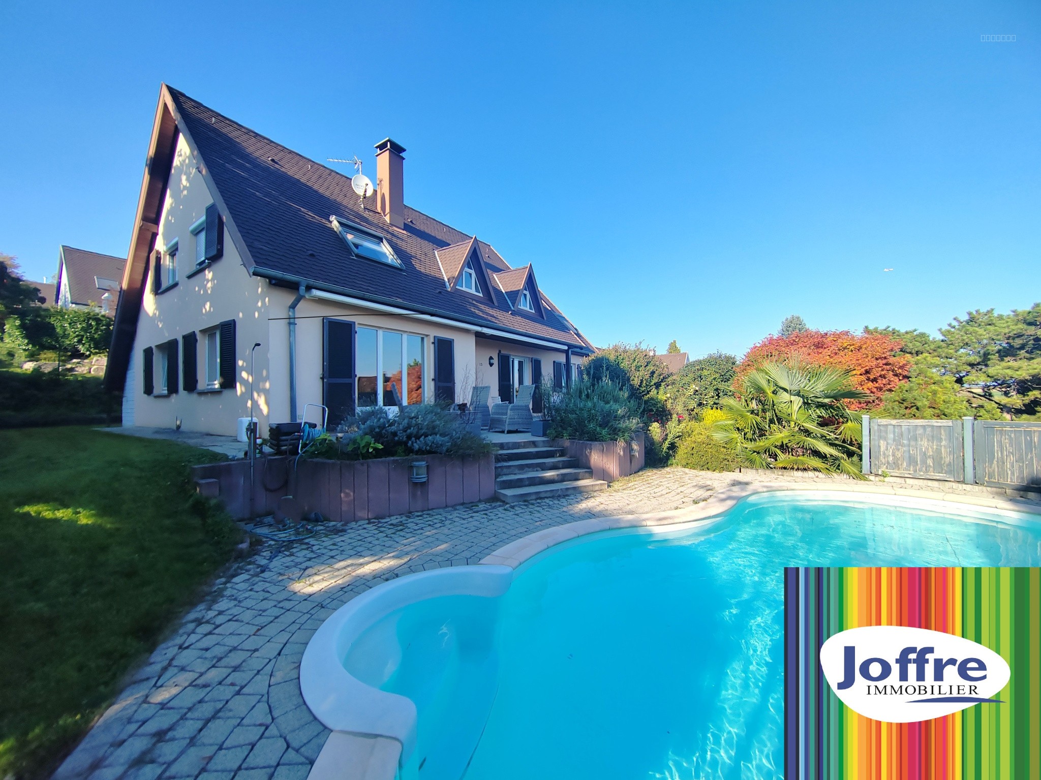 Maison à vendre à Zimmersheim, 198,09 m², 7 pièces – photo 1 sur 11