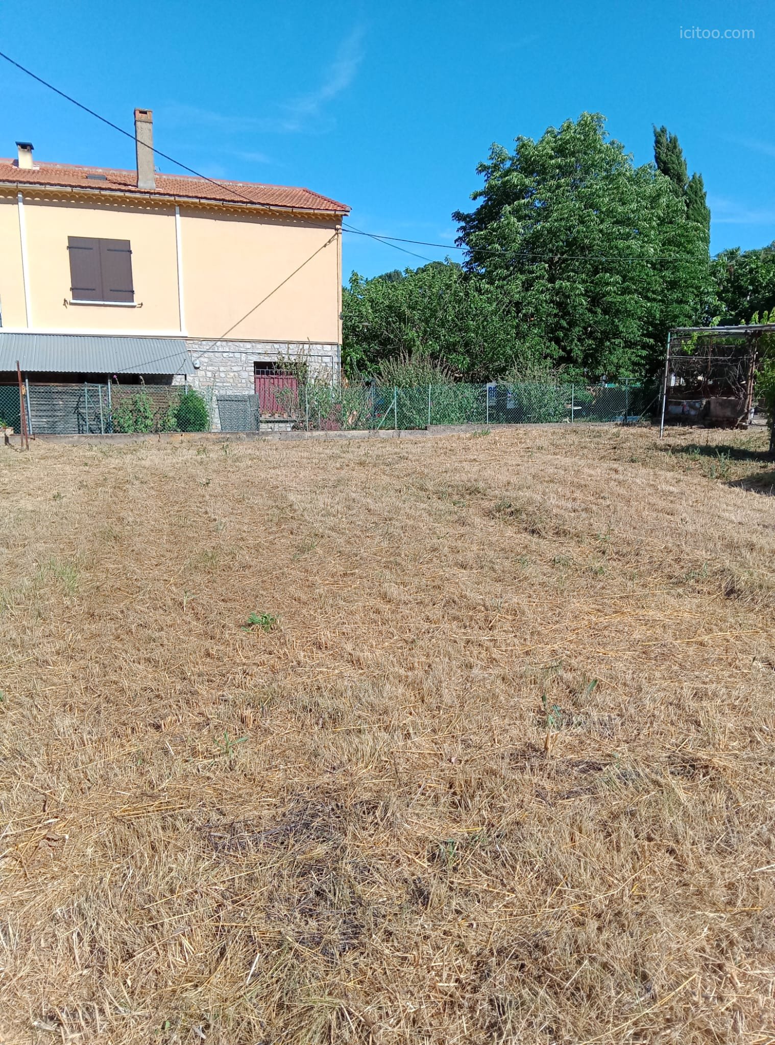 Terrain à vendre à La Motte, 217 m² – photo 1 sur 3