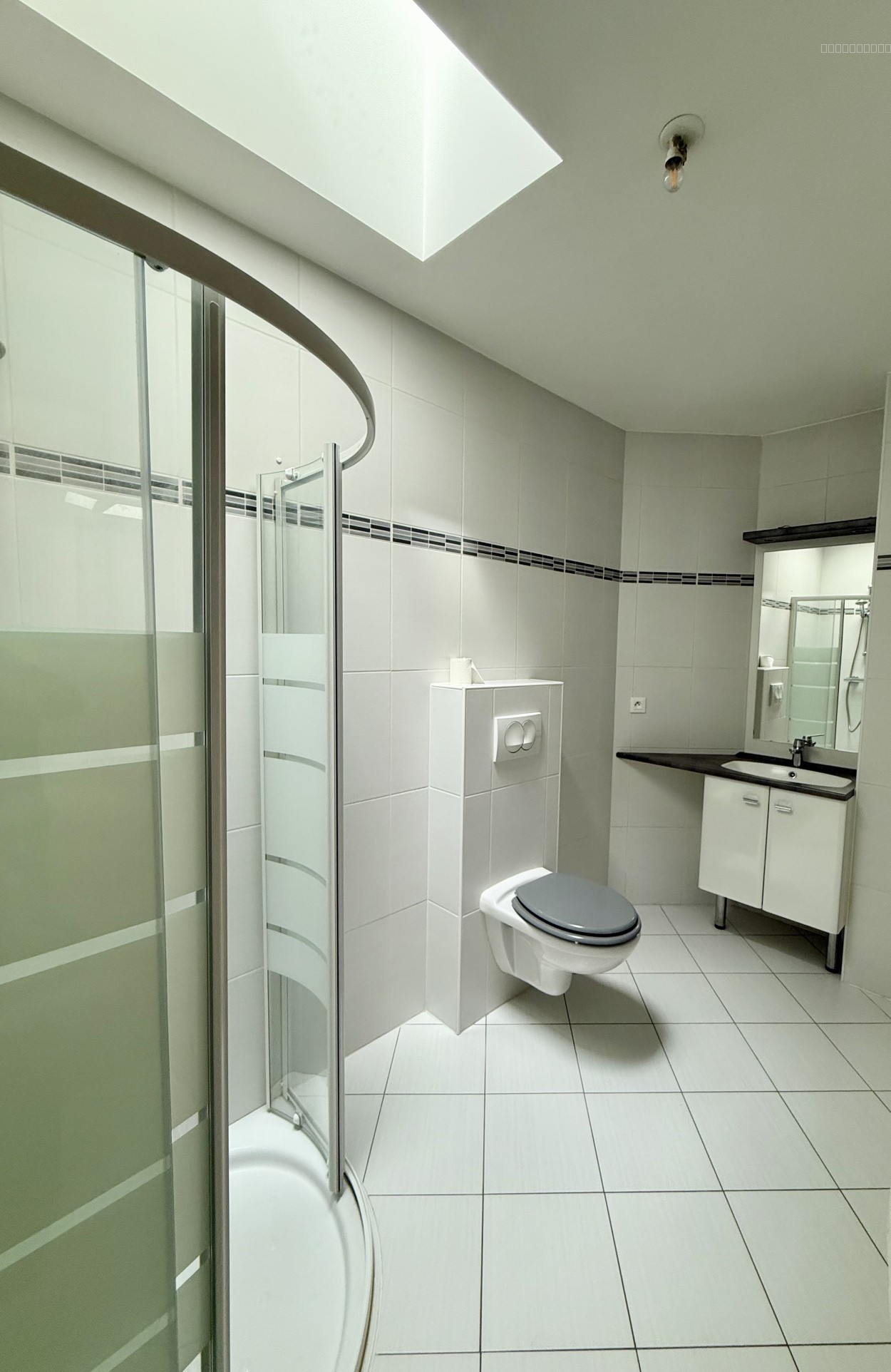 À Vendre   Superbe 2 pièces au dernier étage à Sainte Geneviève des Bois (91700) — photo 5