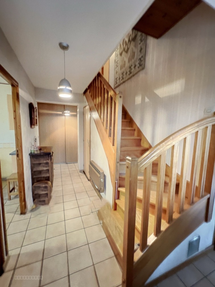 Maison familiale   5 / 6  pièces   Sous‑sol total   Environnement CALME   DPE C — photo 16