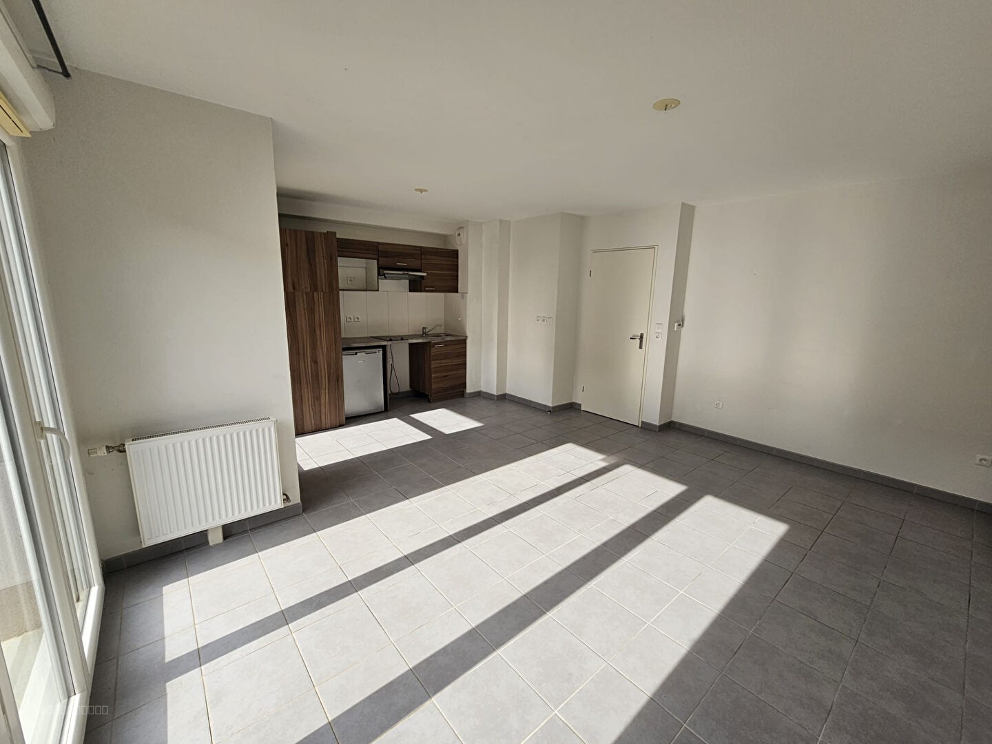 Appartement à vendre à Frouzins, 45 m², 2 pièces – photo 2 sur 7