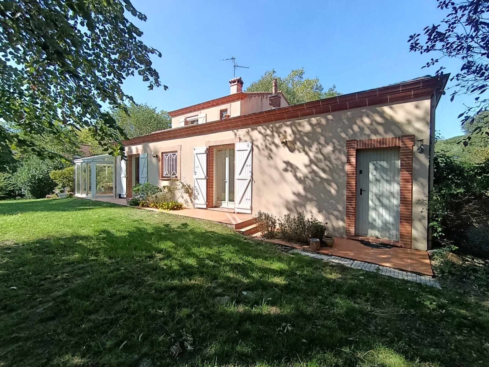 Maison à vendre à Roques, 214 m², 7 pièces – photo 1 sur 11