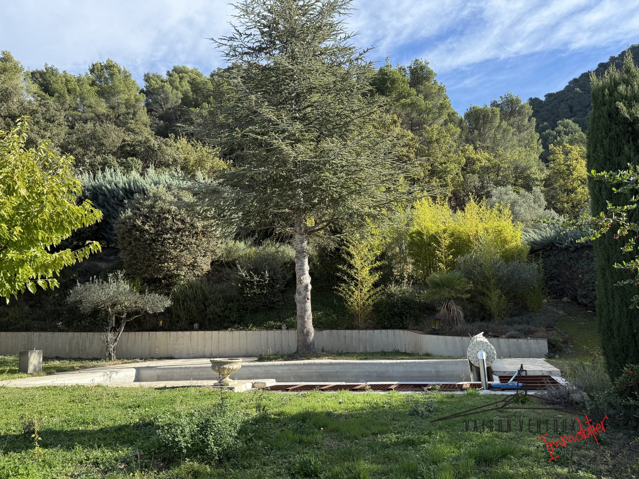 Villa contemporaine avec piscine et vue exceptionnelle — photo 7