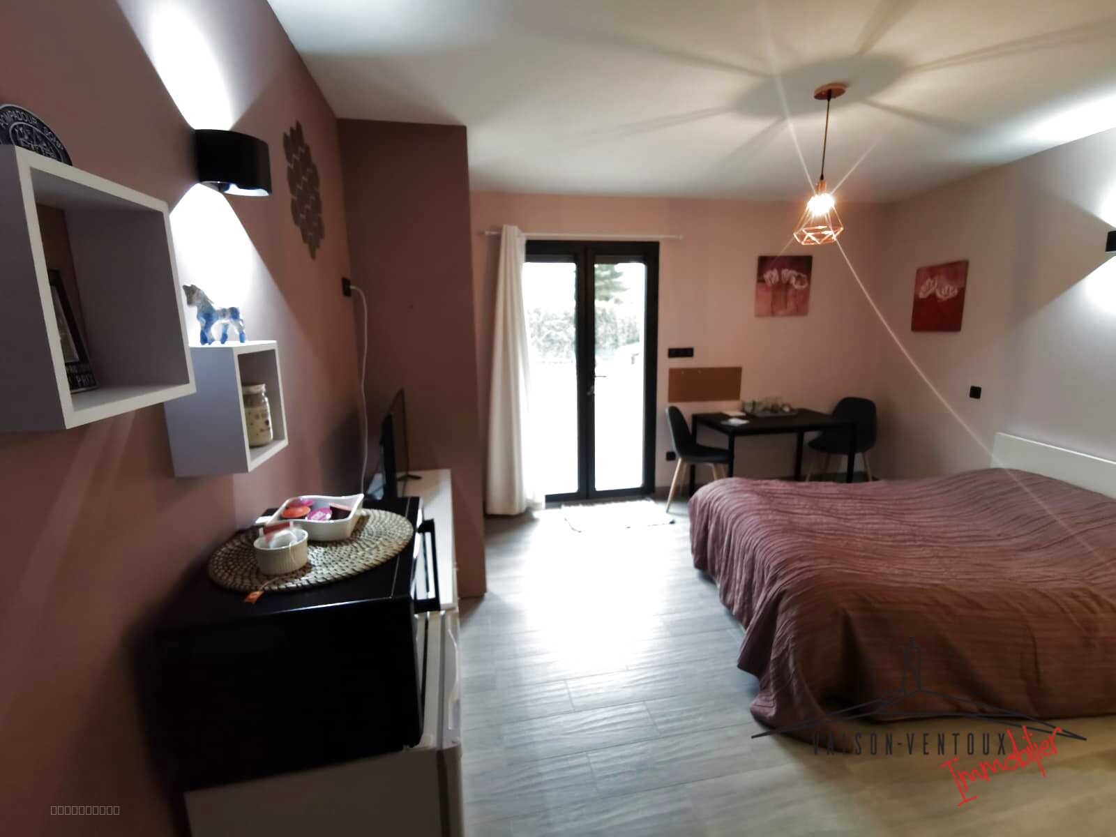 Spacieuse villa contemporaine avec piscine et spa — photo 18