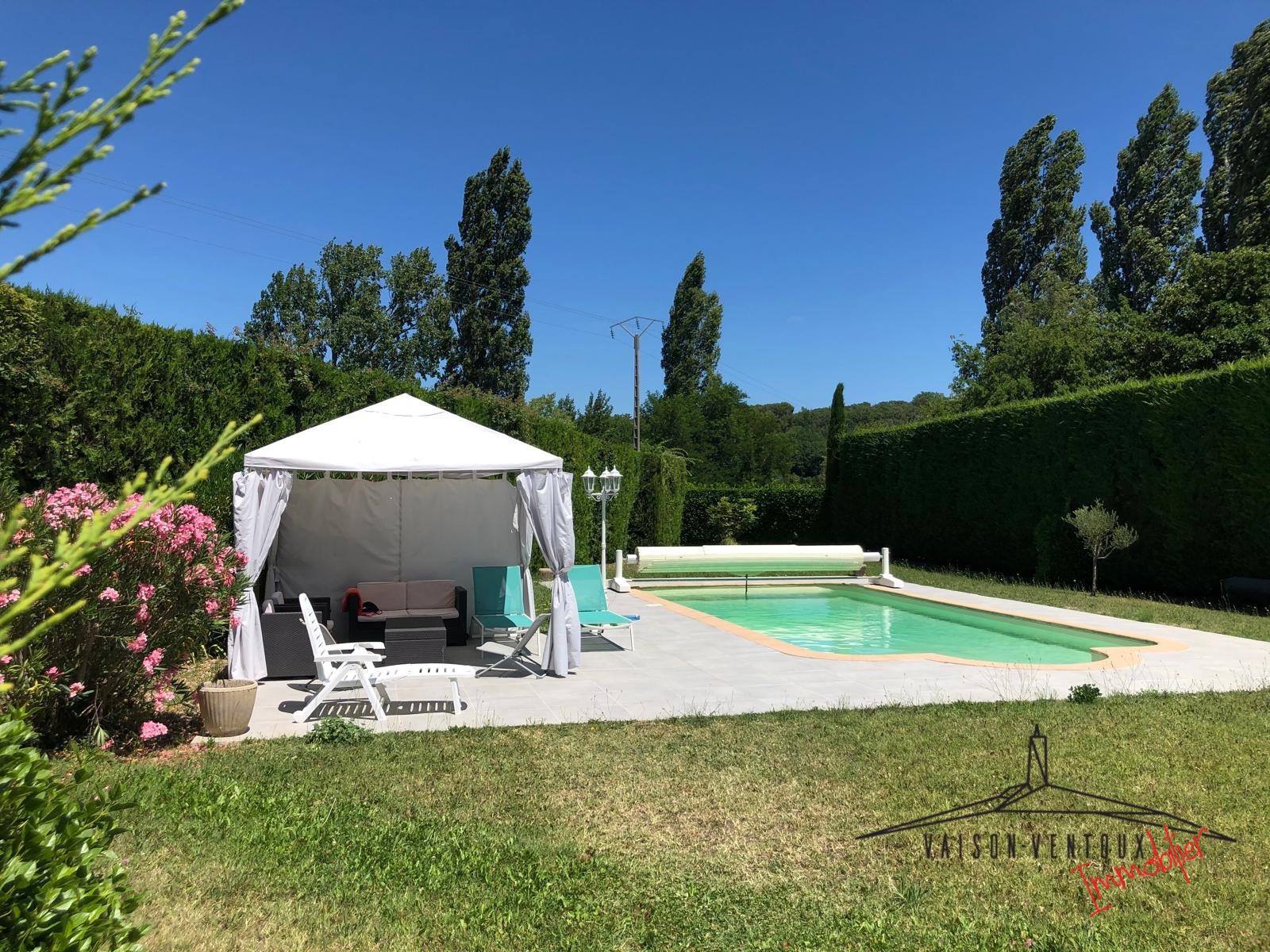 Maison à vendre à Malaucene, 17 m², 7 pièces – photo 2 sur 20