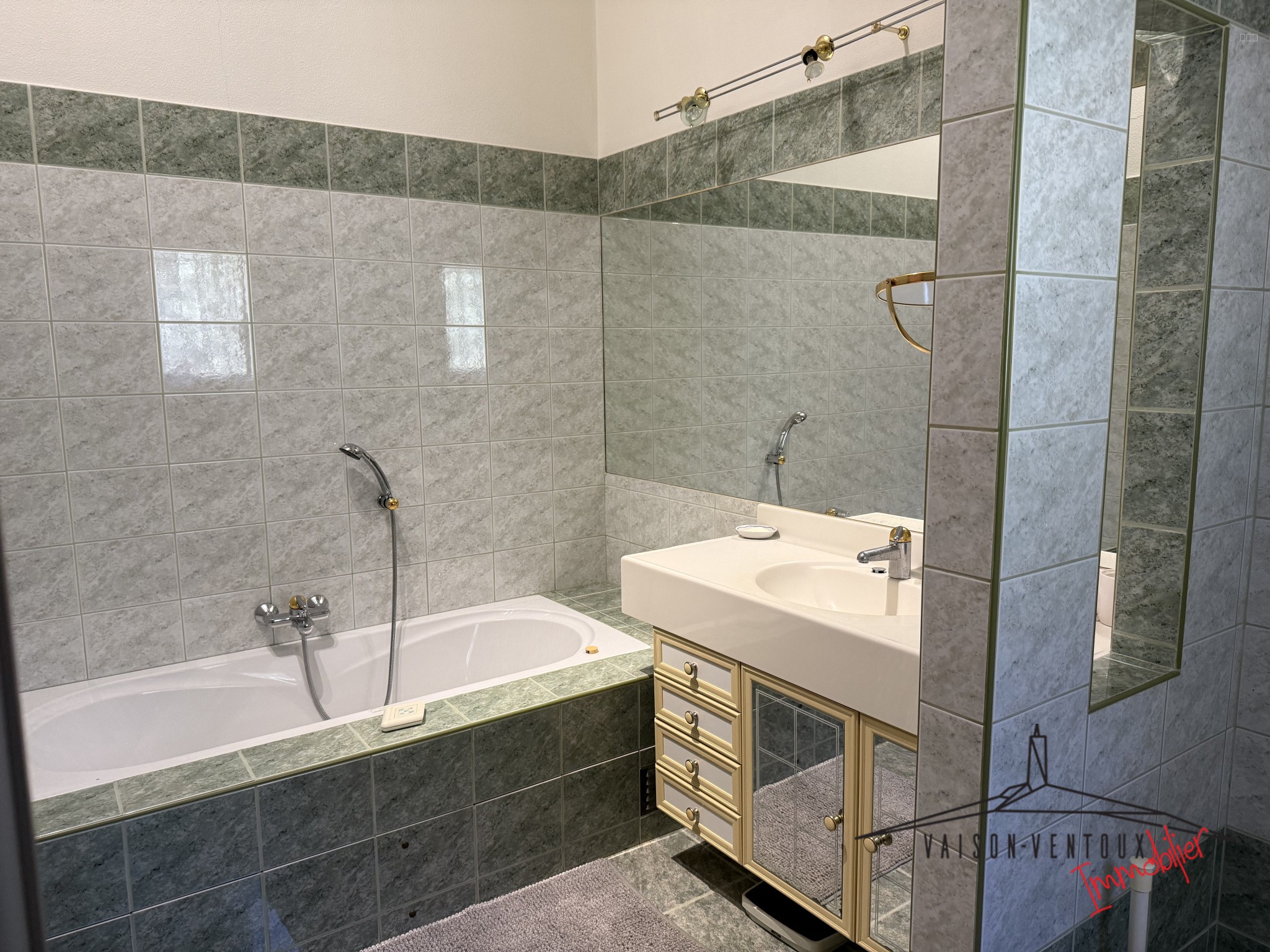 Villa contemporaine avec piscine et vue exceptionnelle — photo 17