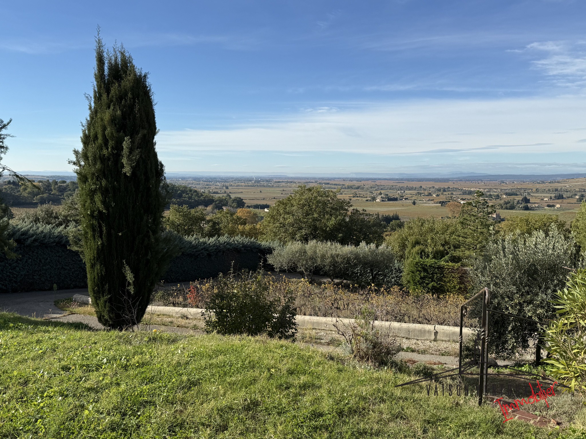 Villa contemporaine avec piscine et vue exceptionnelle — photo 8
