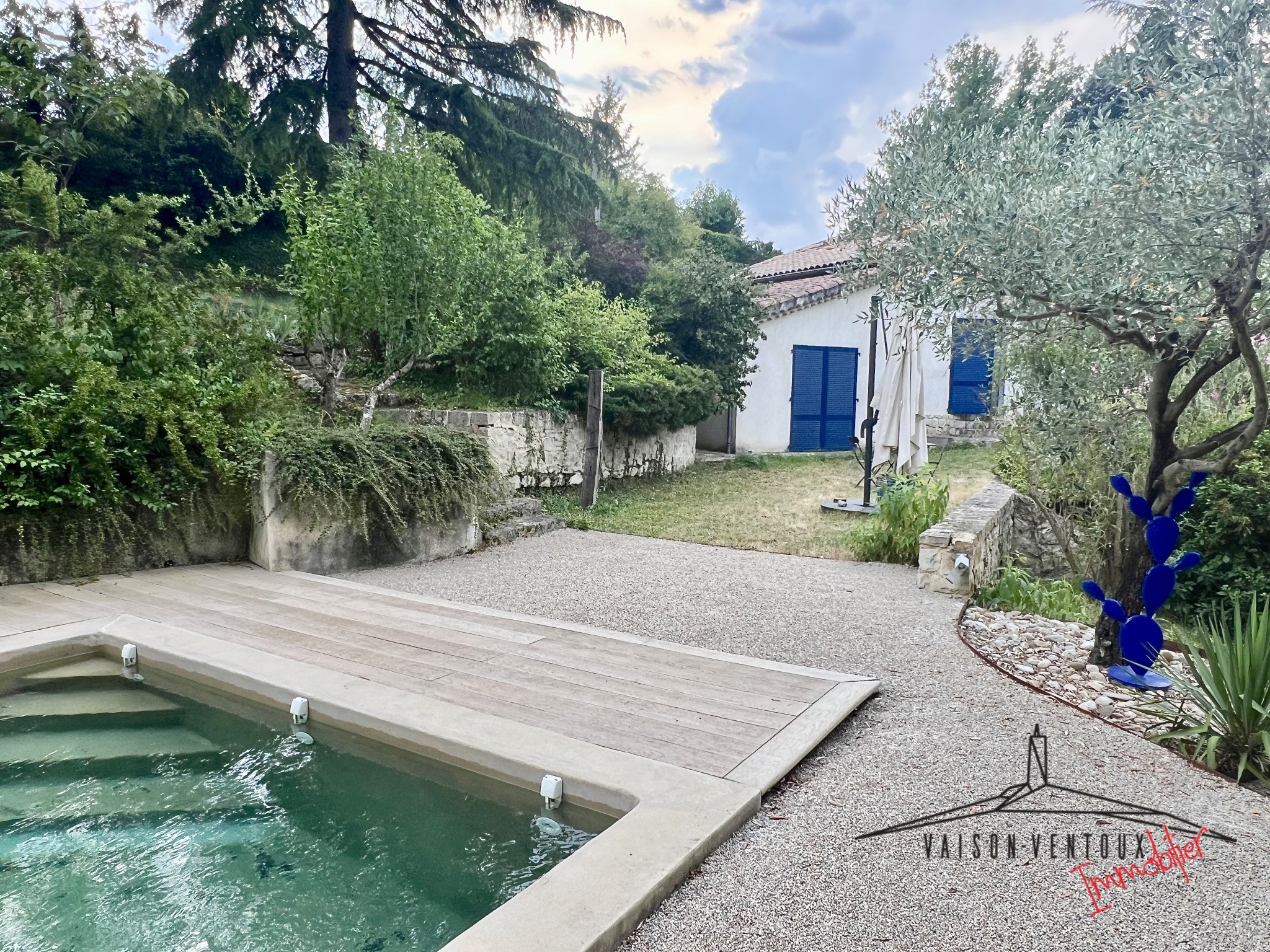 Villa à vendre à Vaison la romaine, 330 m², 6 pièces – photo 3 sur 20