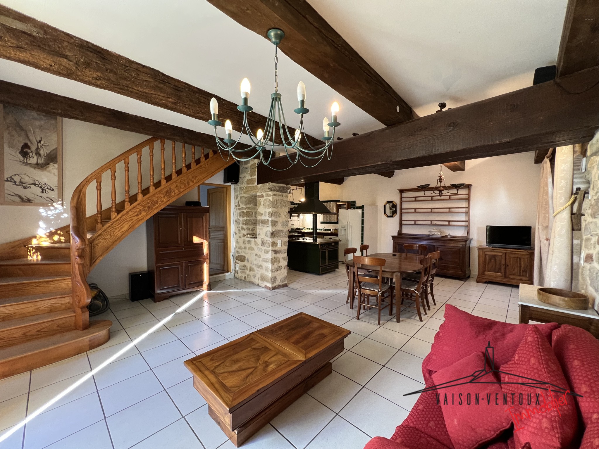 Ferme à vendre à Travaillan, 50 m², 10 pièces – photo 3 sur 20